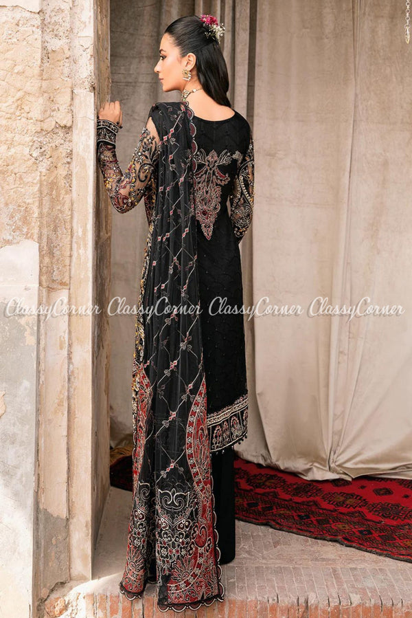 Black dress pakistani discount 2018