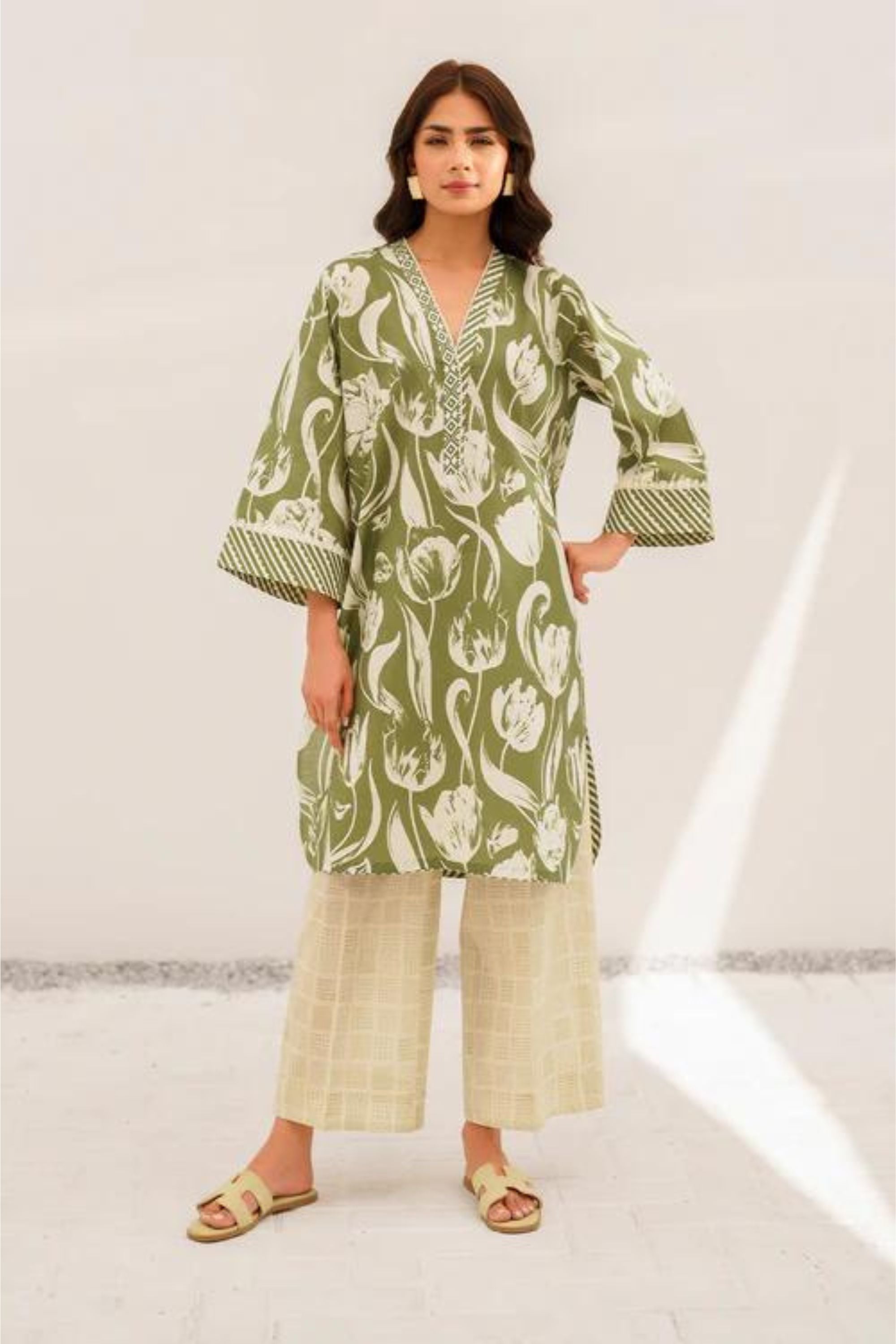 Simple Pakistani Readymade Lawn Suits