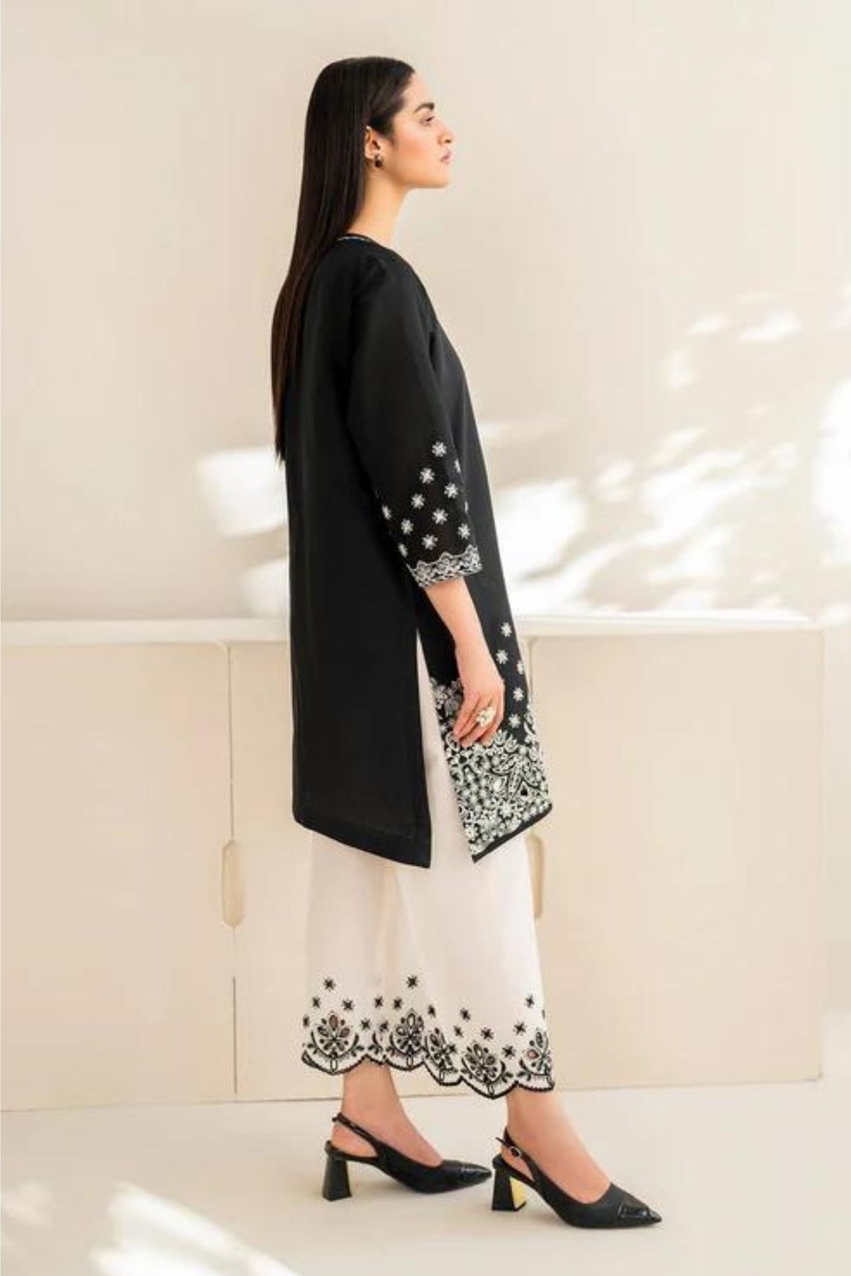 Pakistani Readymade 2PC Suits Online 