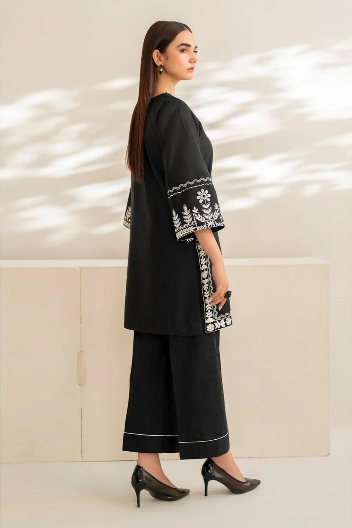 Pakistani Readymade 2PC Suits Online 