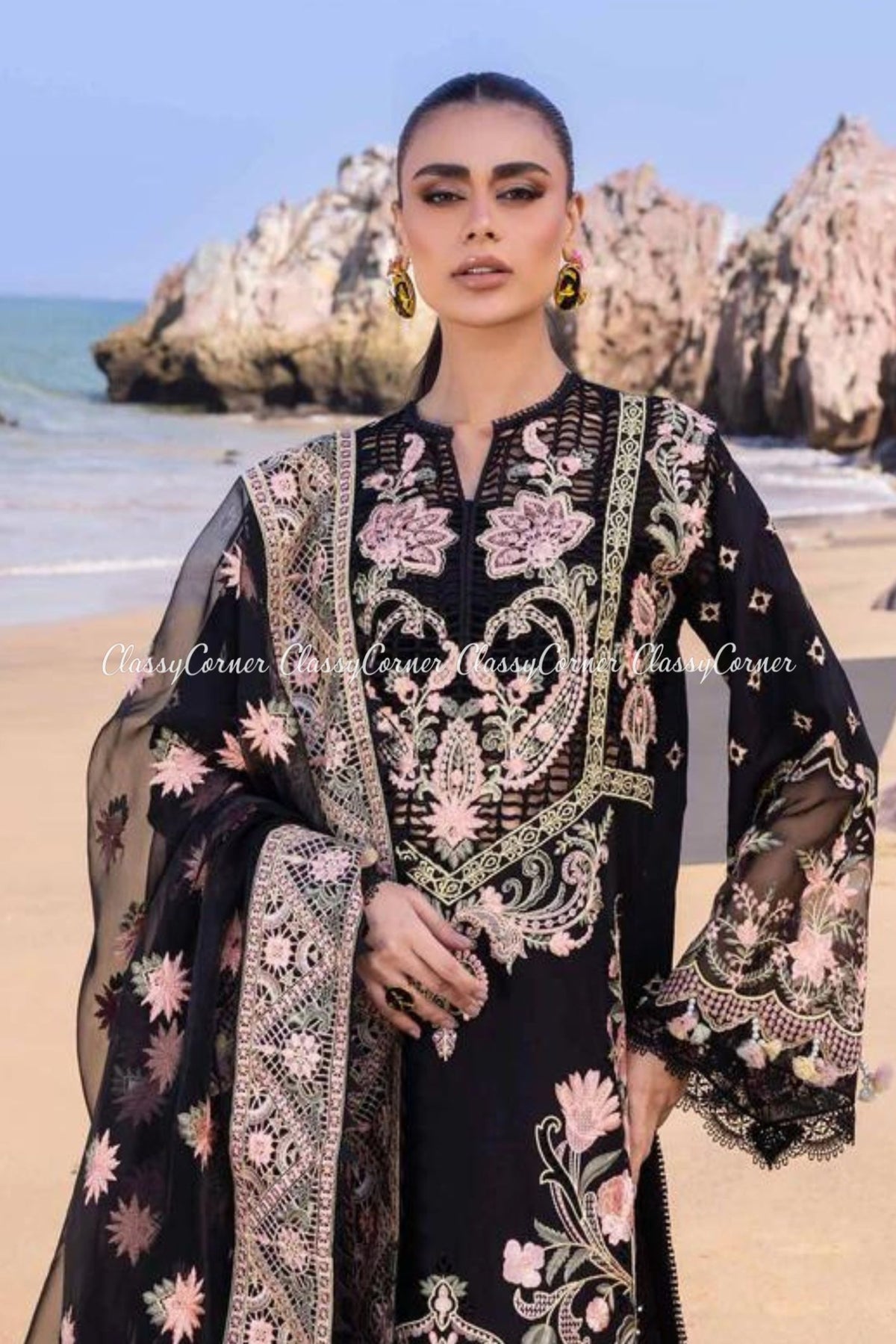 wedding guest outfits pakistani