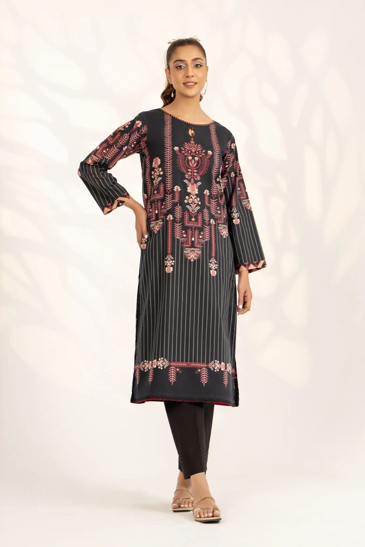 Women&#39;s Semi Formal Wear For Pakistani Events