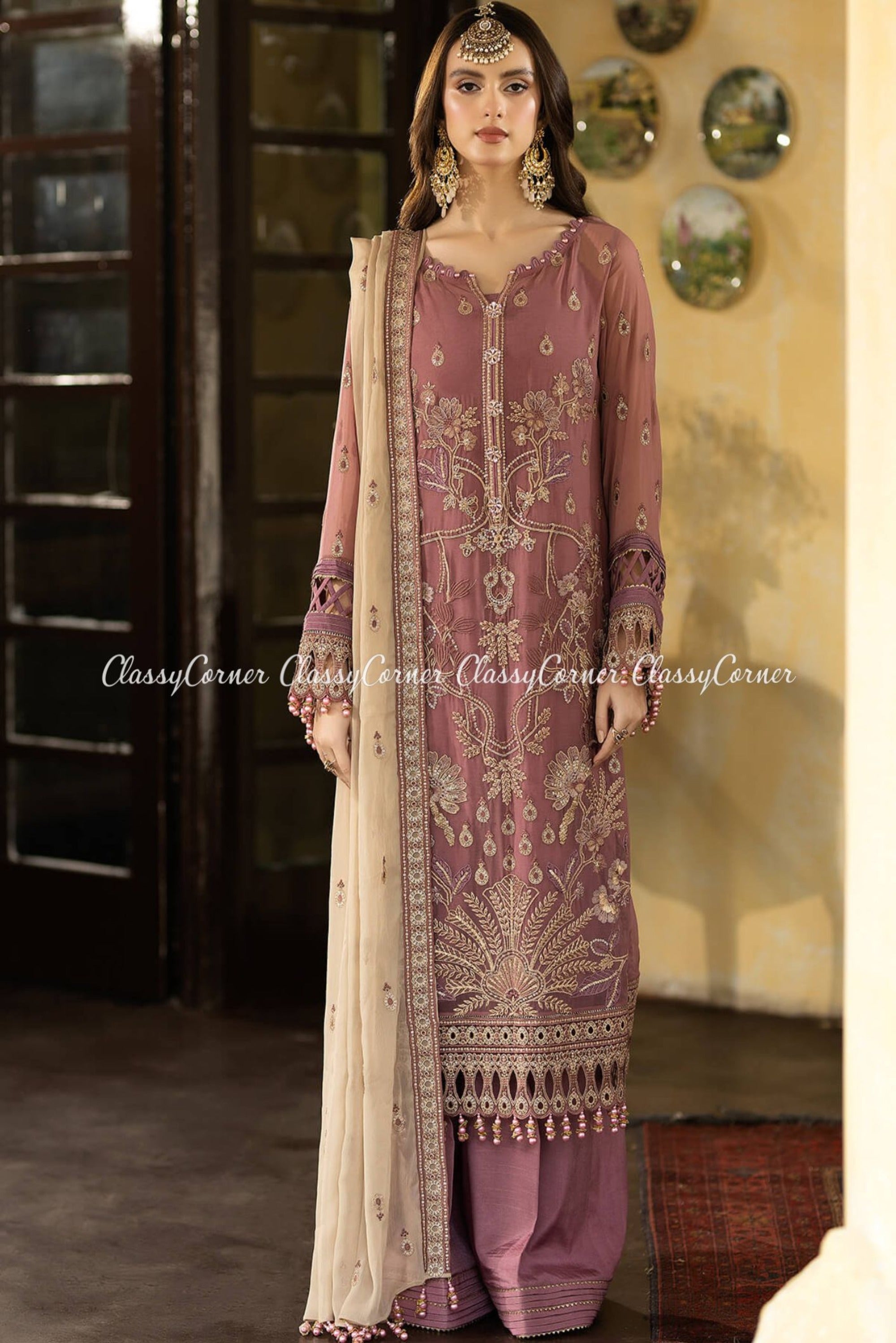 Pakistani wedding clothes for females in Sydney