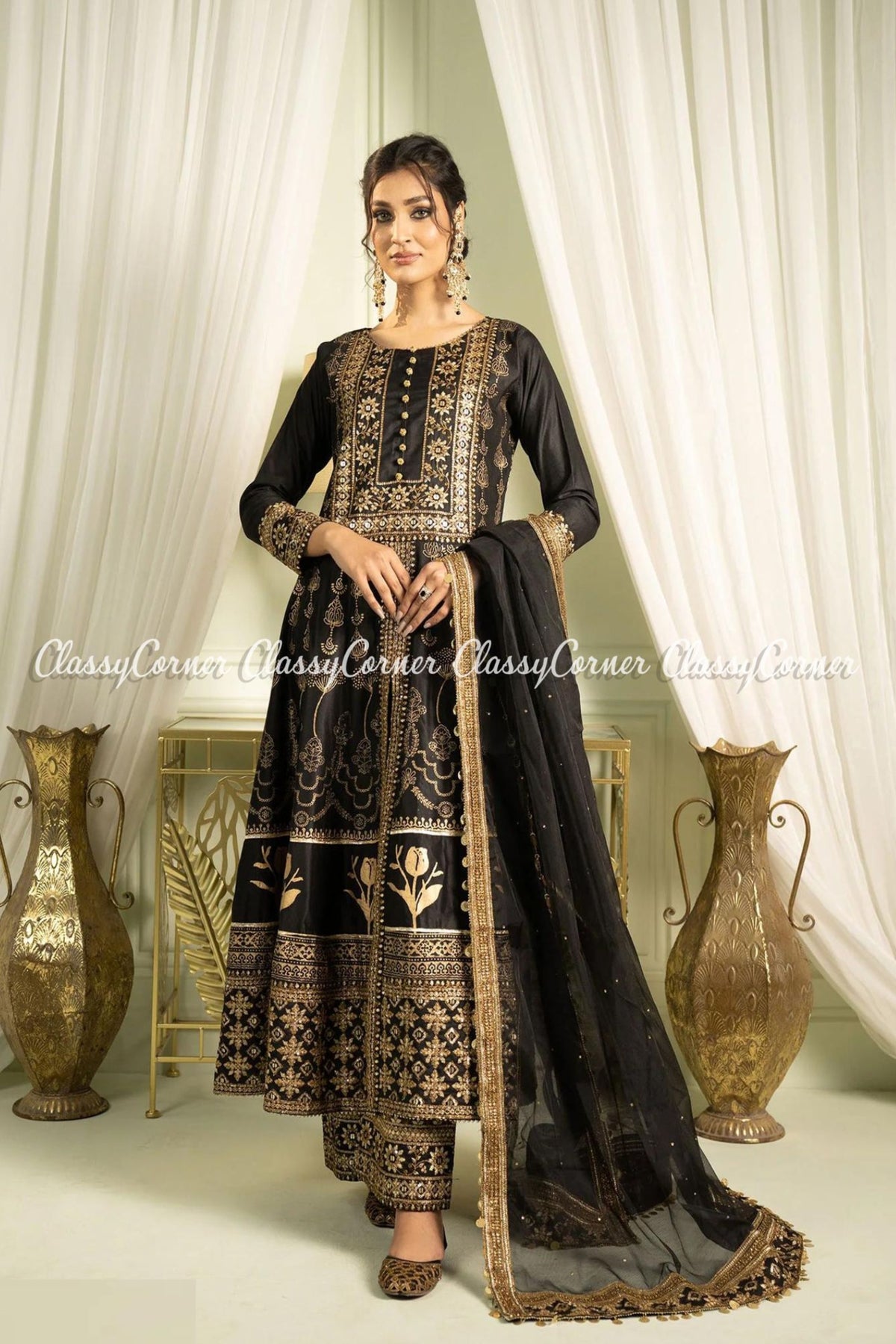 Women&#39;s Formal Wear For Pakistani Wedding