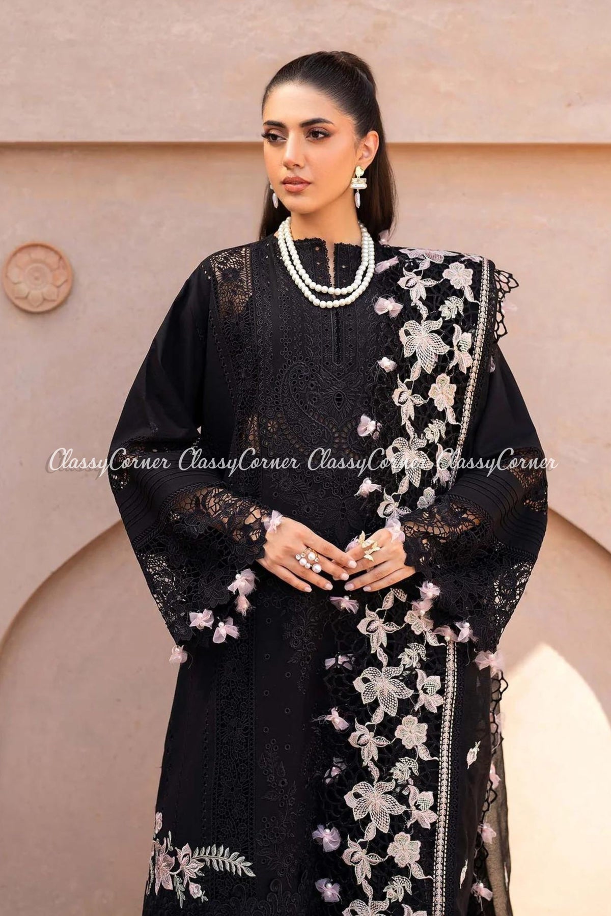 Pakistani Partywear Salwar Kameez 