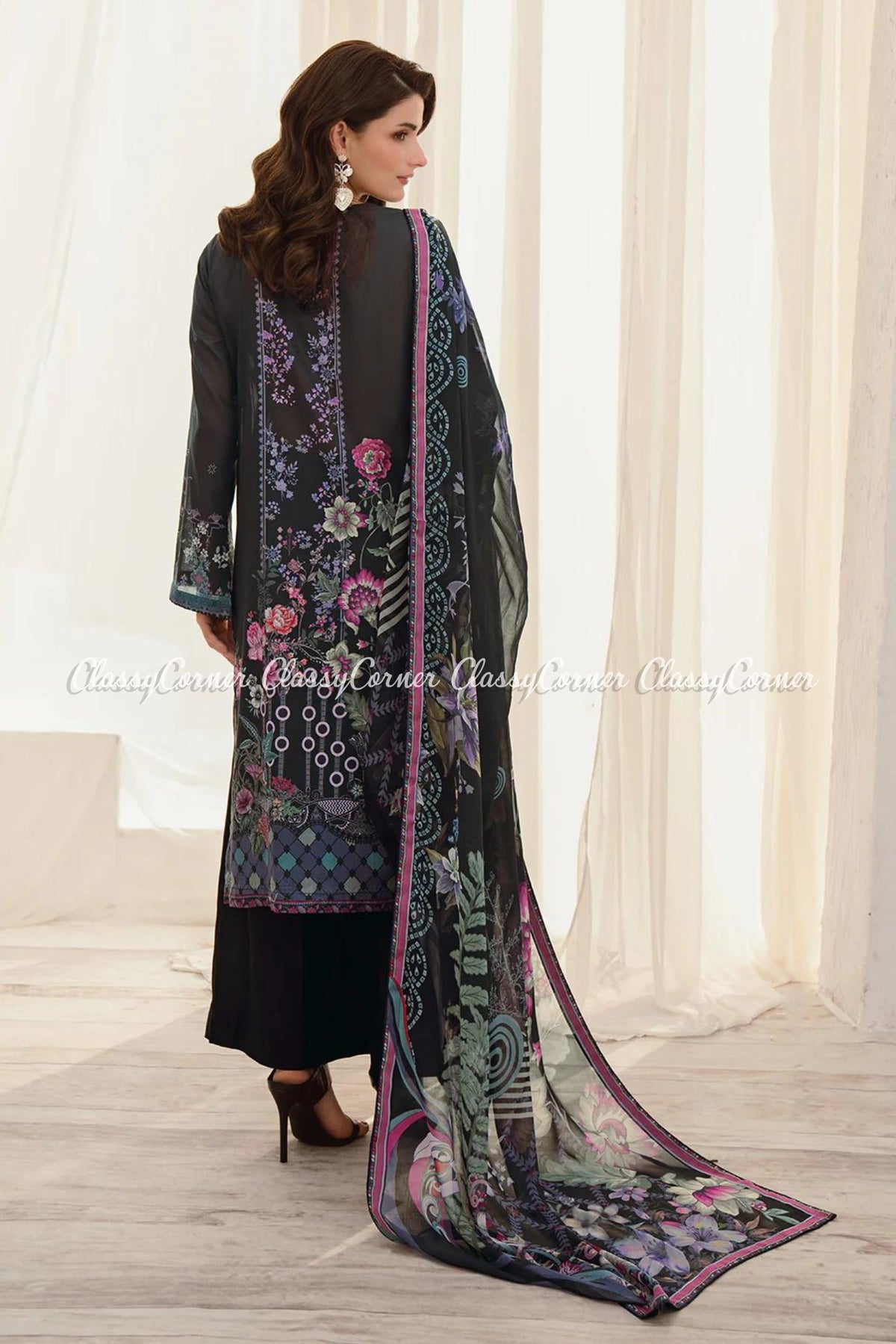 pakistani lawn suits in UK