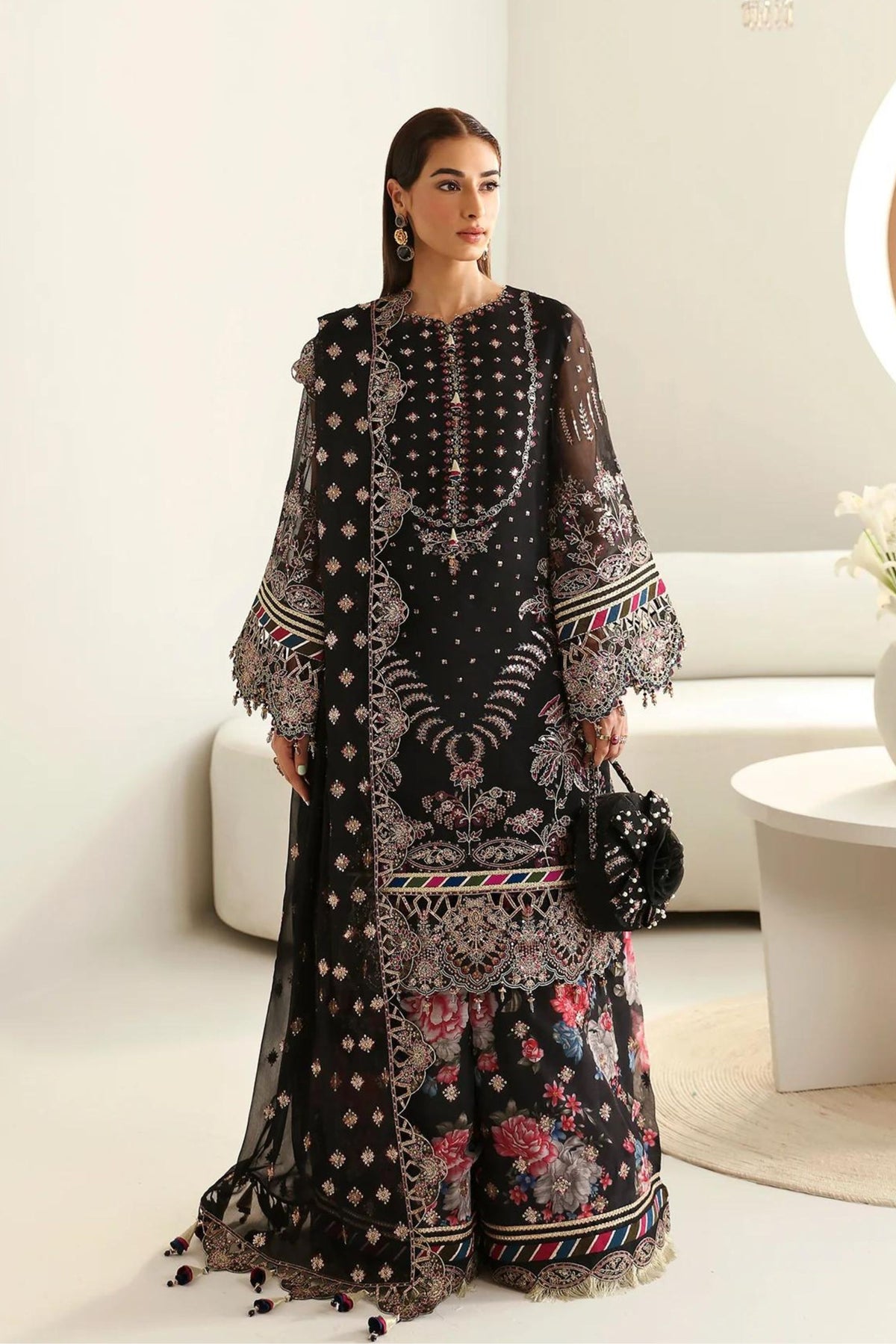 Pakistani Wedding Suits For Women