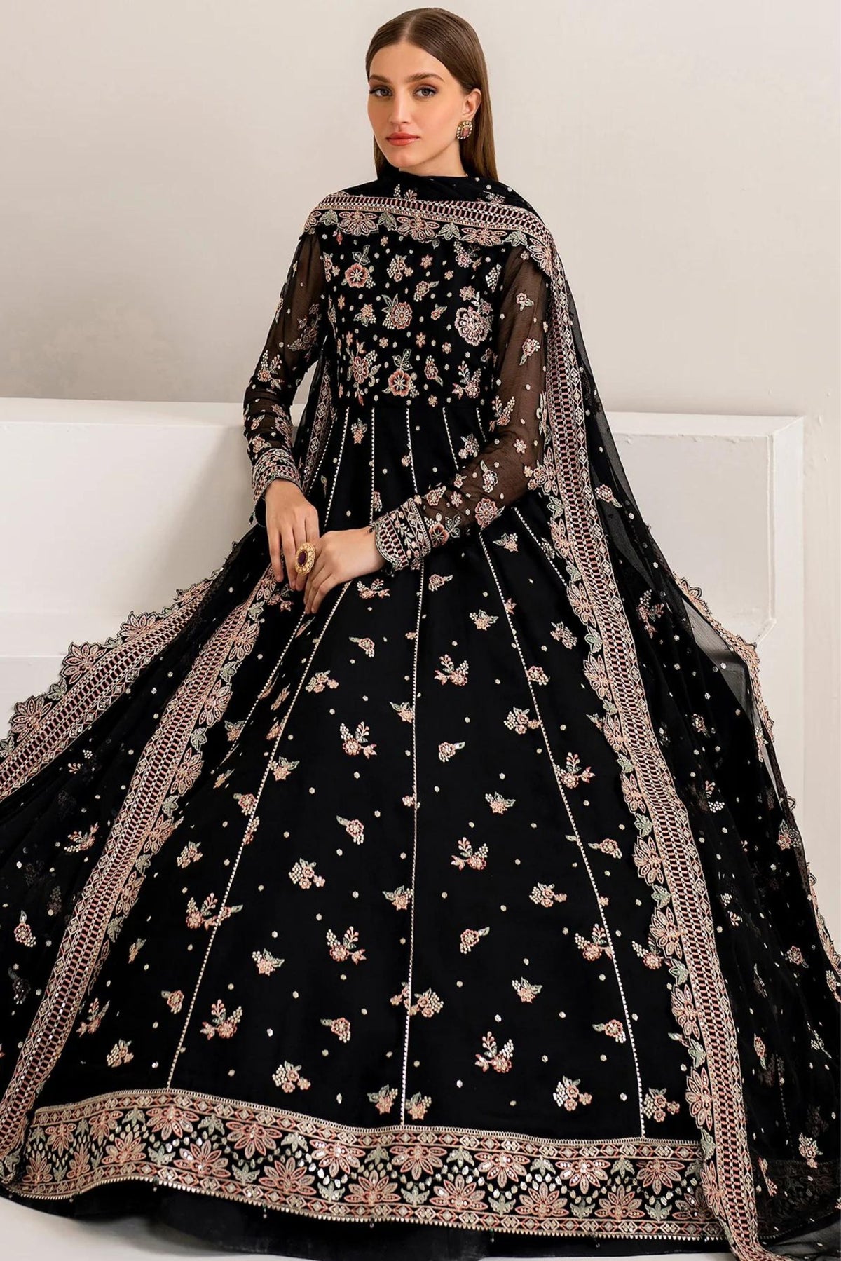 Party Dress For Pakistani Wedding