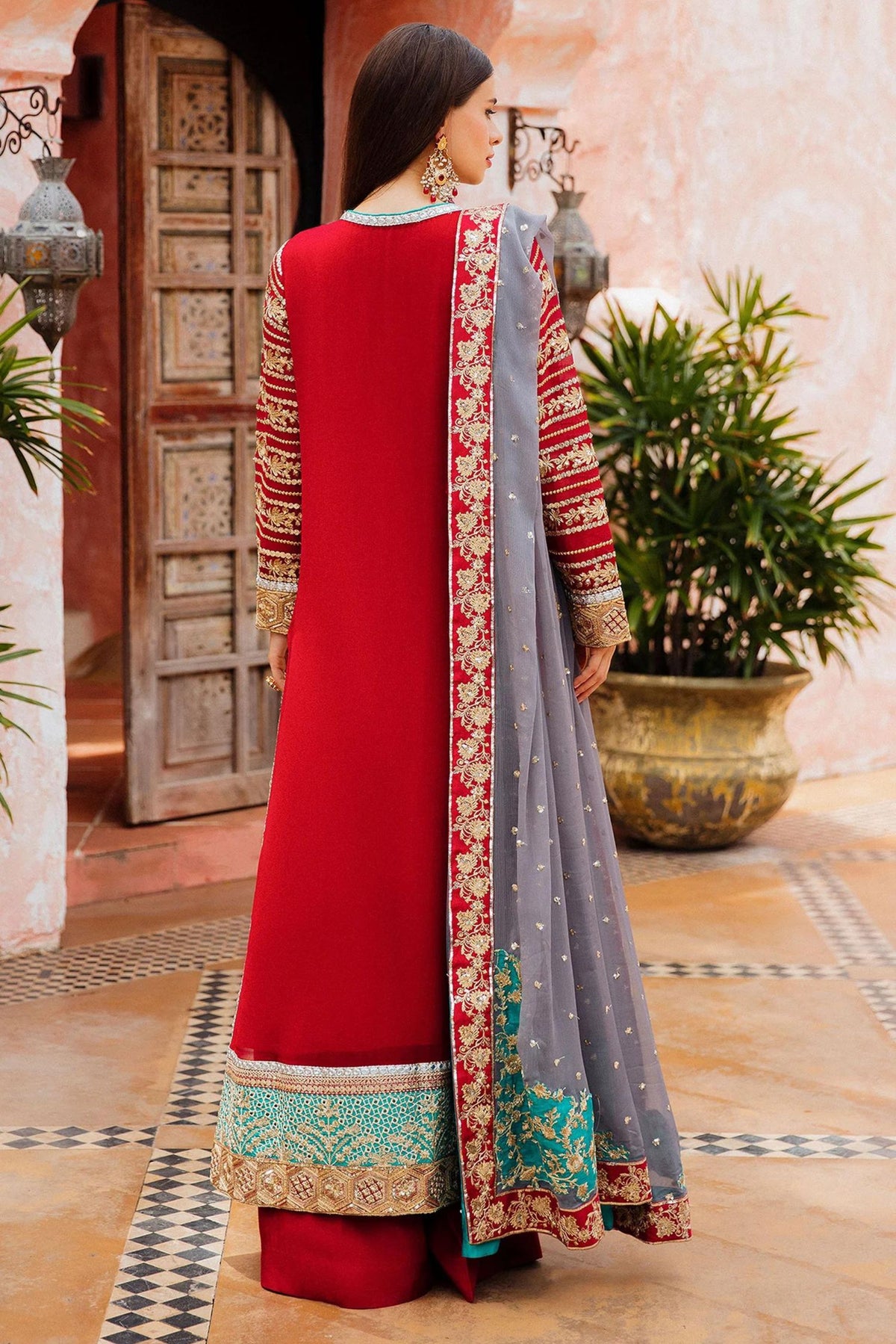 Online Pakistani Wedding Suits For Women 