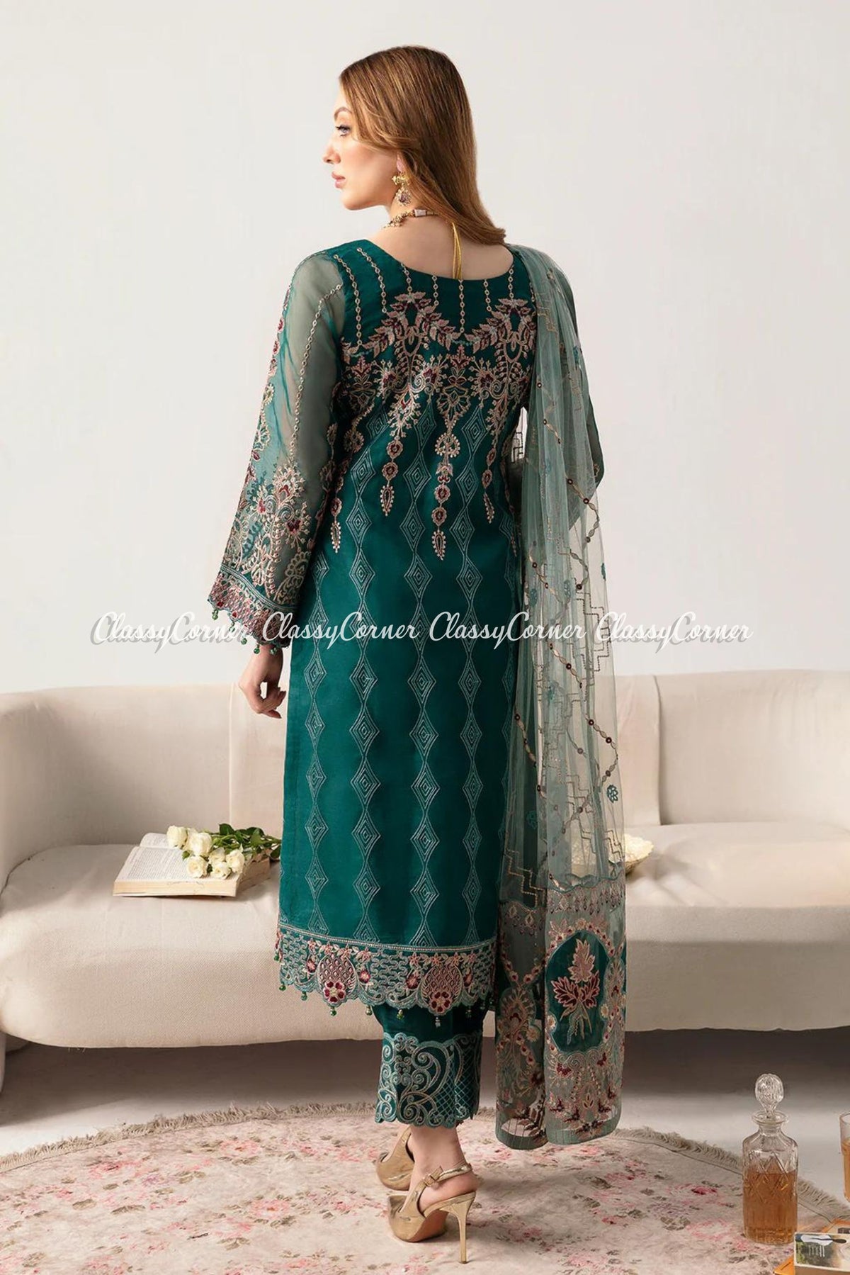 women&#39;s pakistani wedding outfits