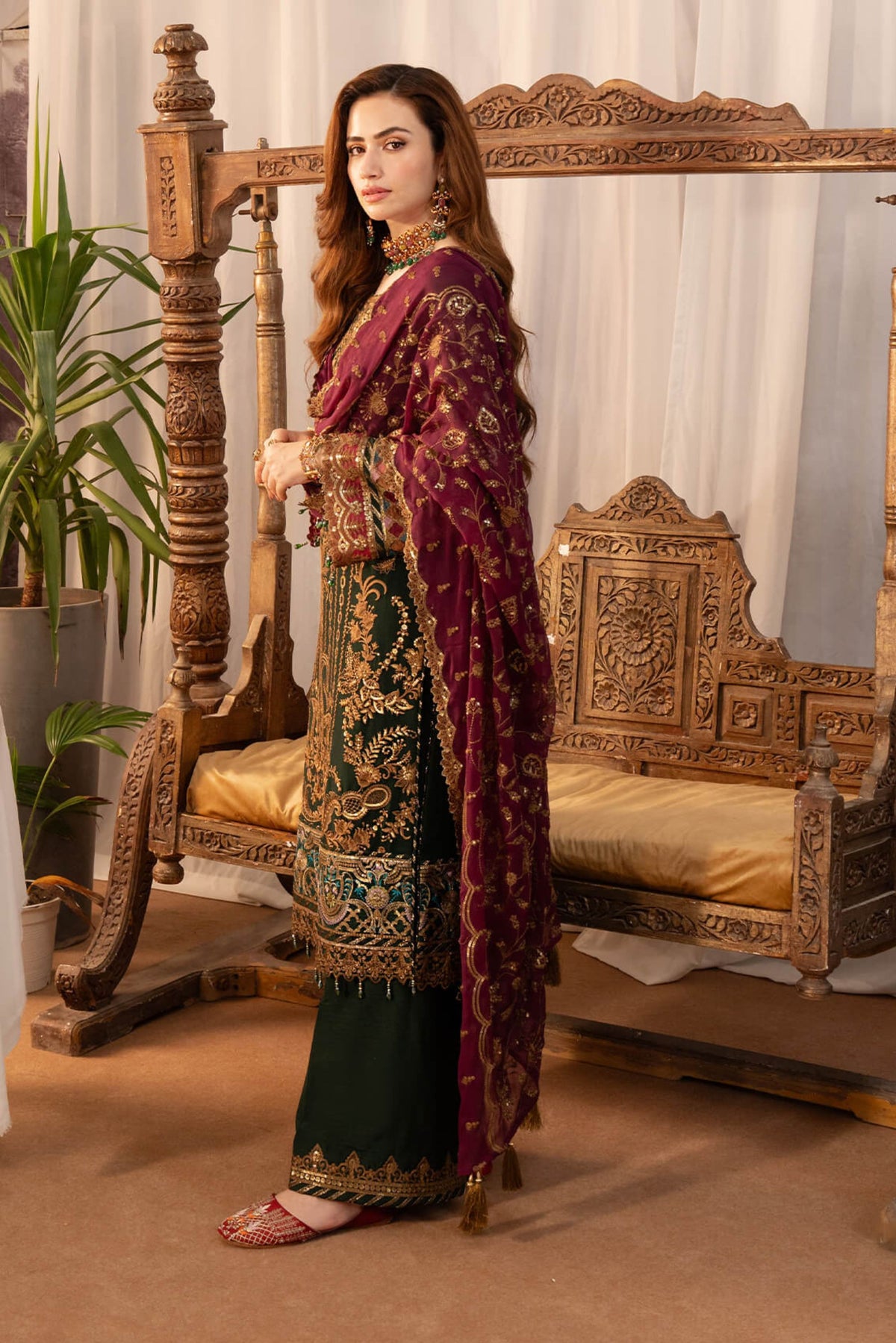 Women Mehndi Wear Salwar Kameez