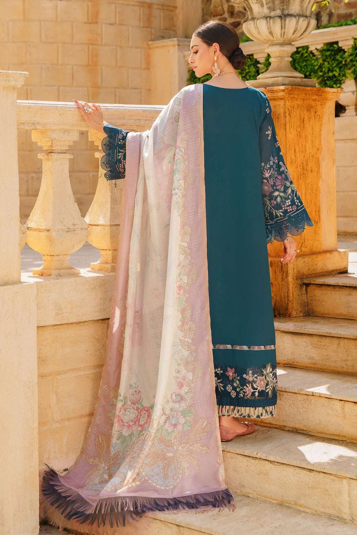 Women&#39;s Semi Formal Wear For Pakistani Events