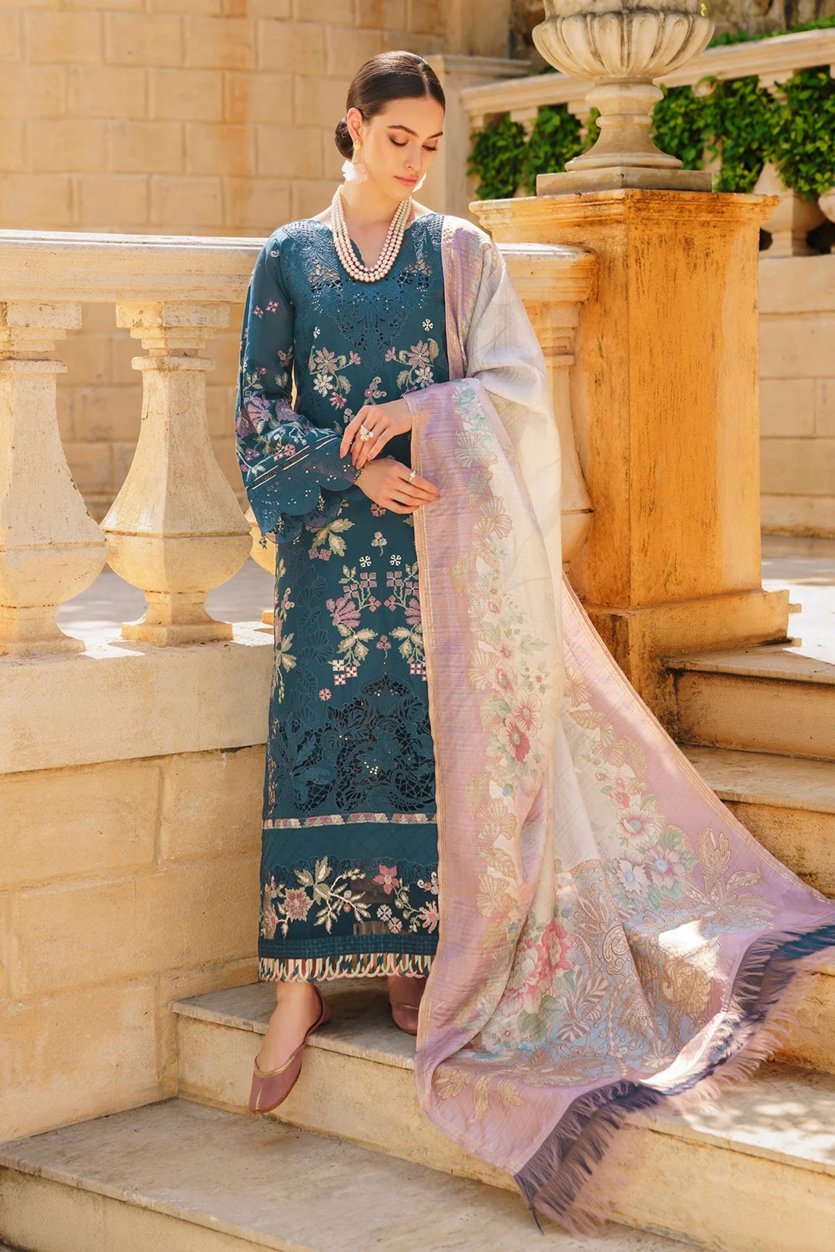 Women&#39;s Semi Formal Wear For Pakistani Events