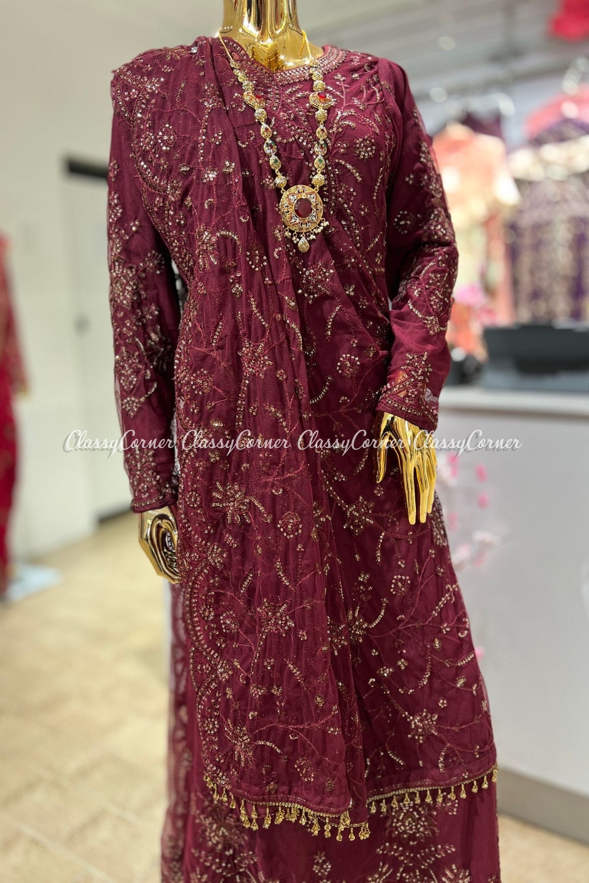 Pakistani wedding outfits