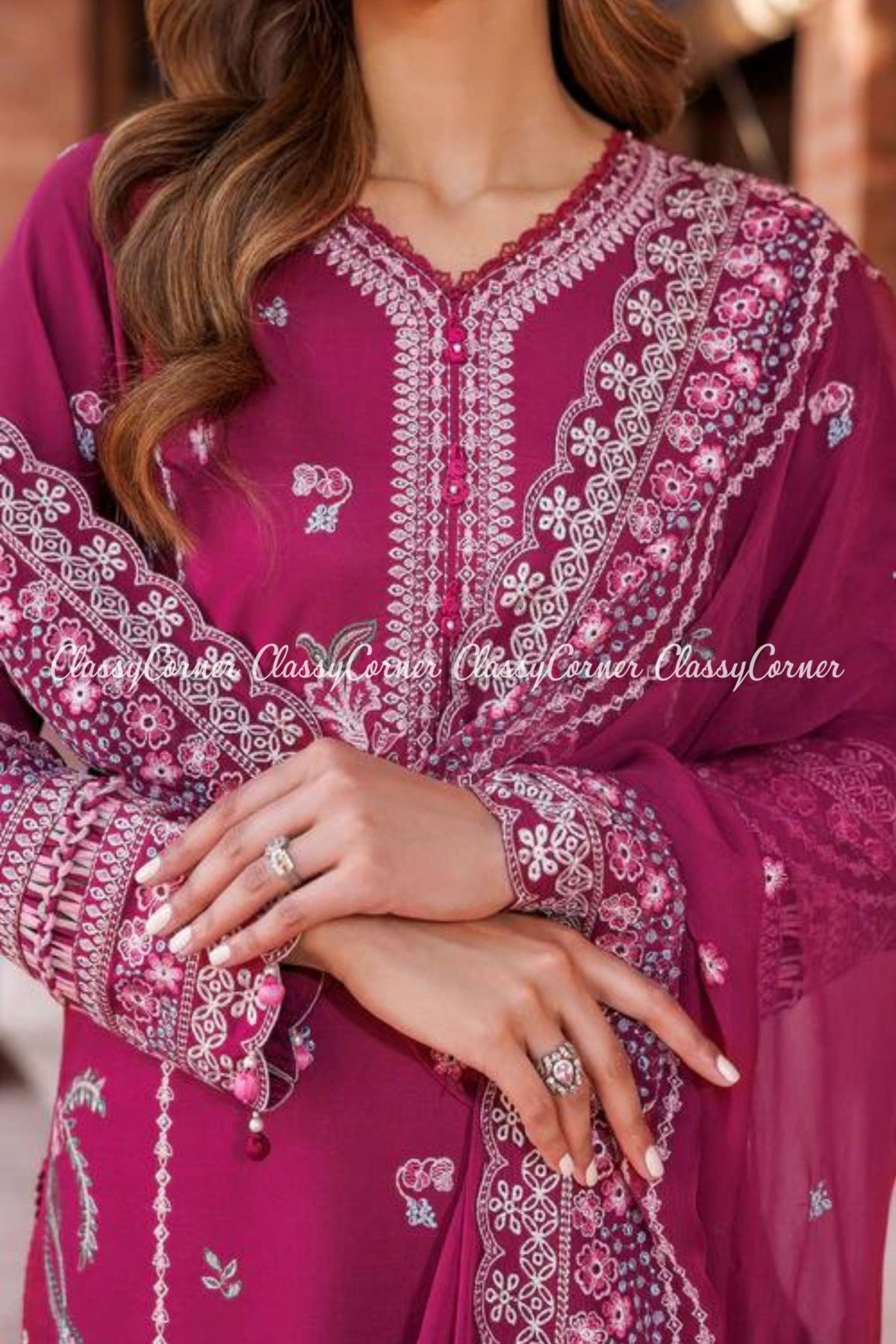 Pakistani Latest lawn Outfits 2024