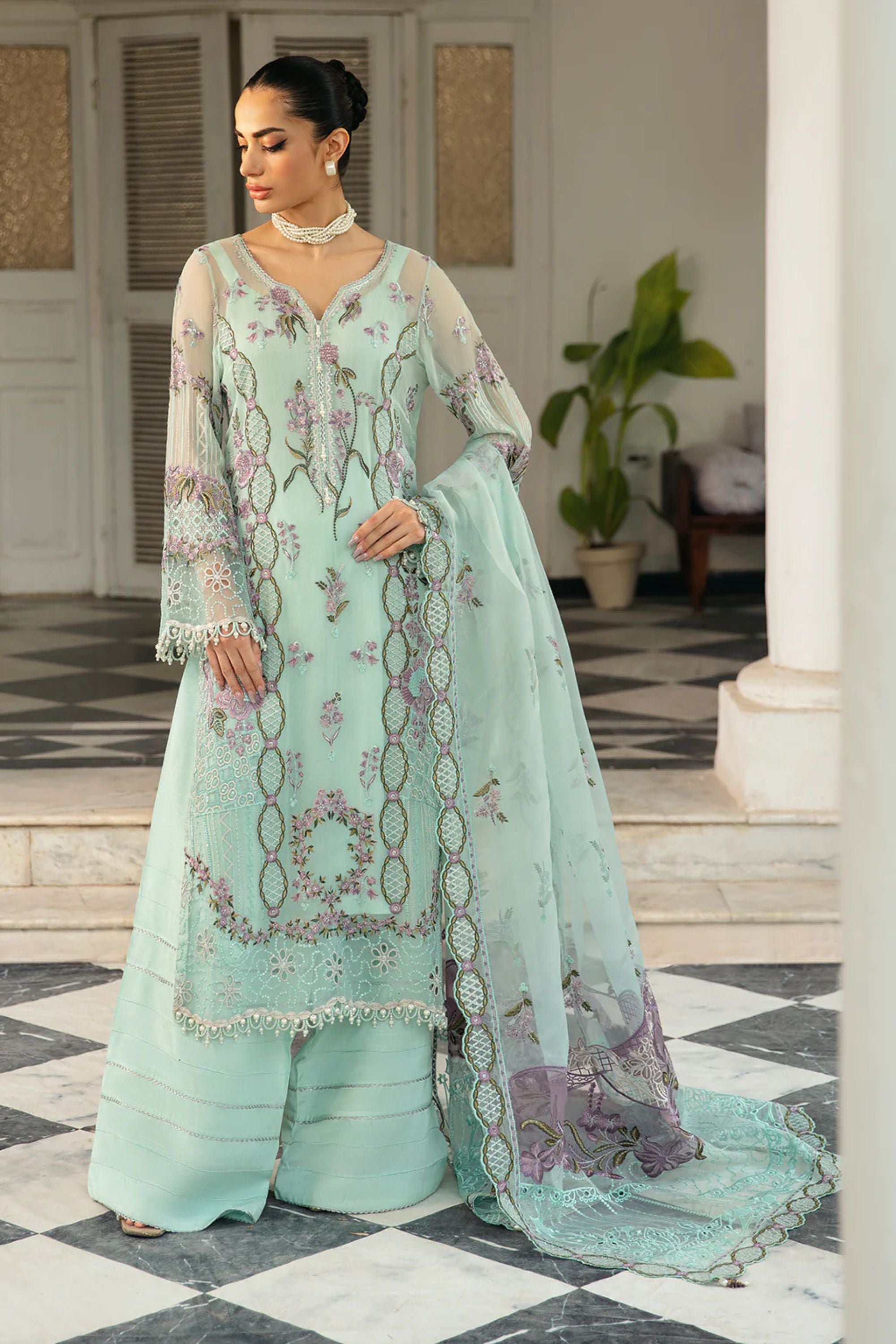 Formal Suits For Pakistani Wedding Function