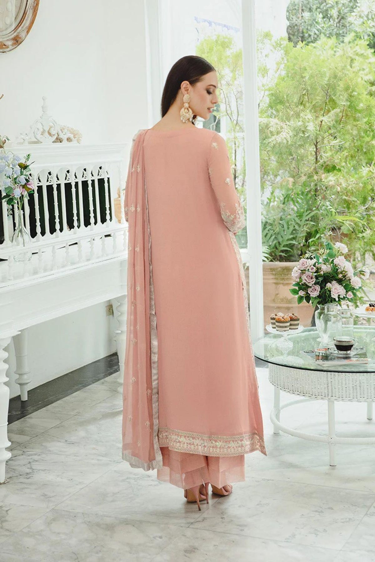 Pakistani Wedding Outfits For Guests