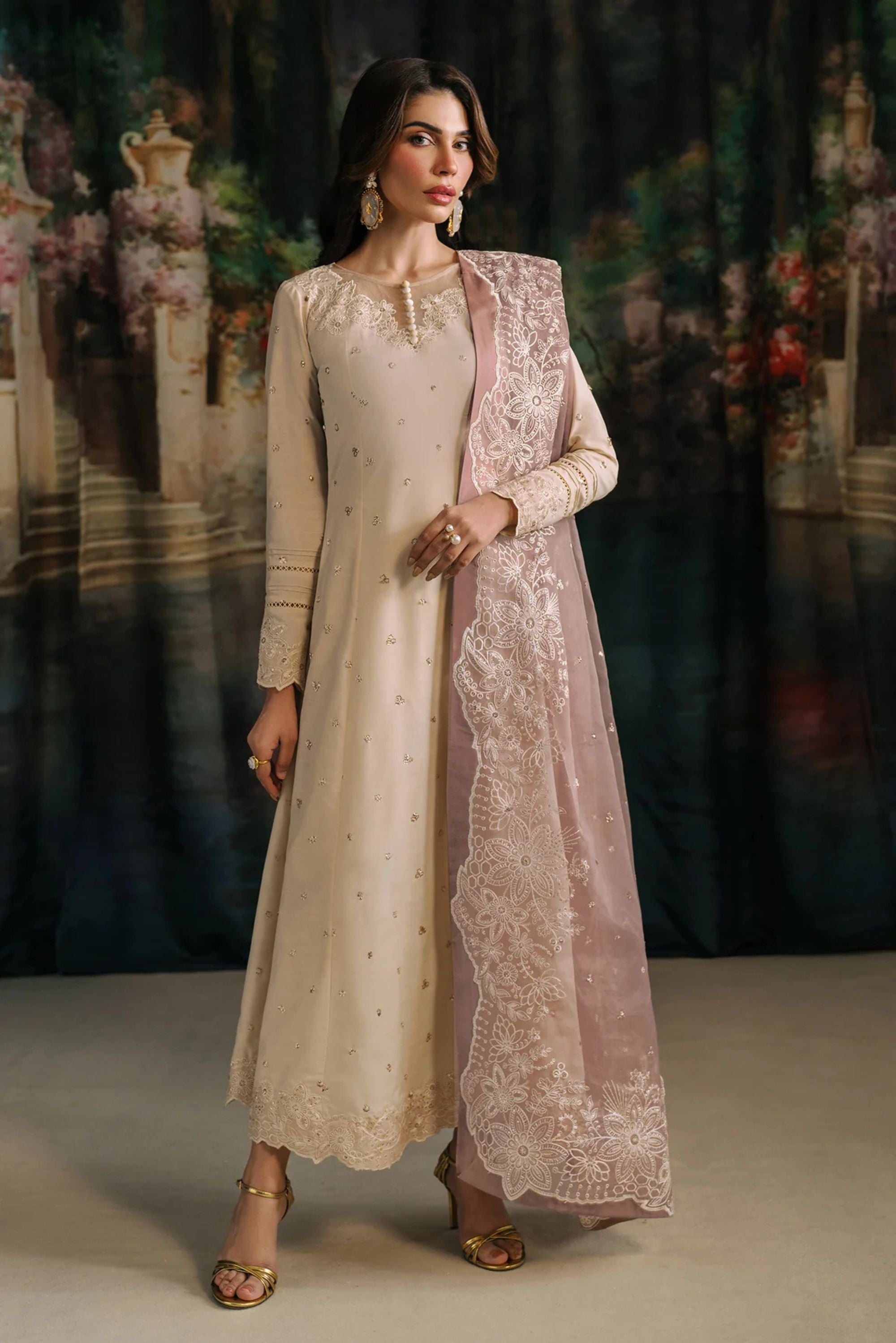 Formal Suits For Pakistani Wedding Function