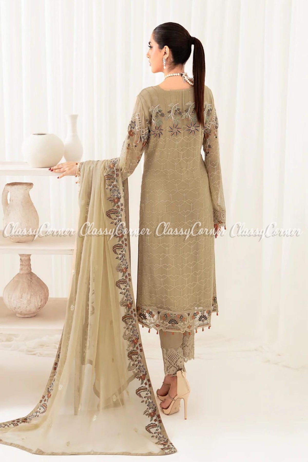 Pakistani wedding attire for women 