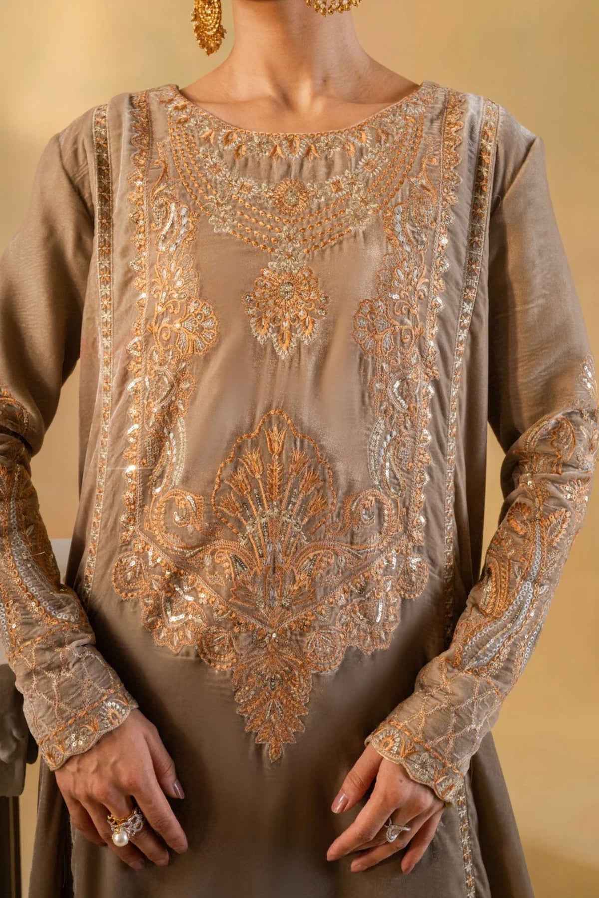 Pakistani Wedding Salwar Kameez In UK