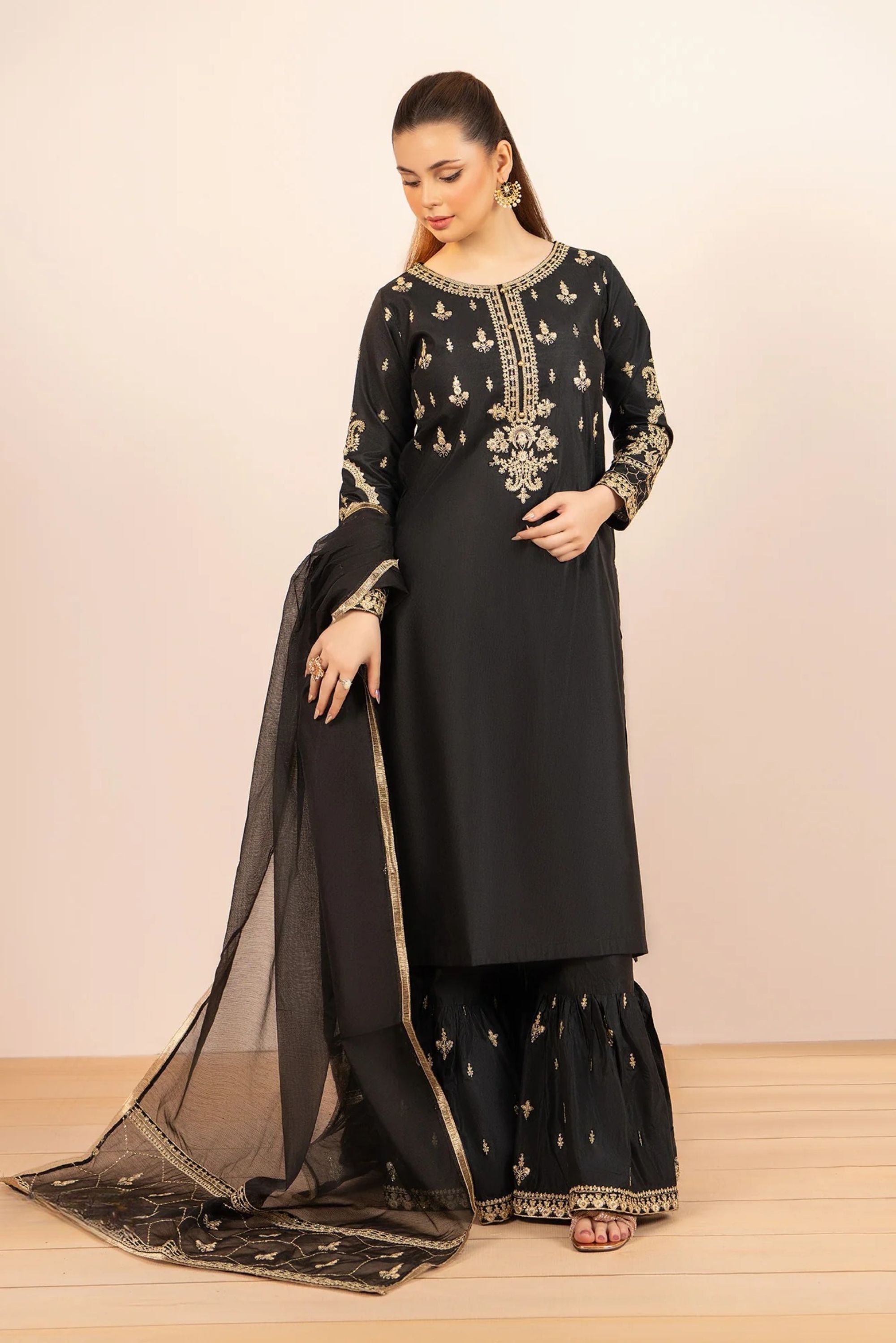 Pakistani Wedding Outfits Online UK