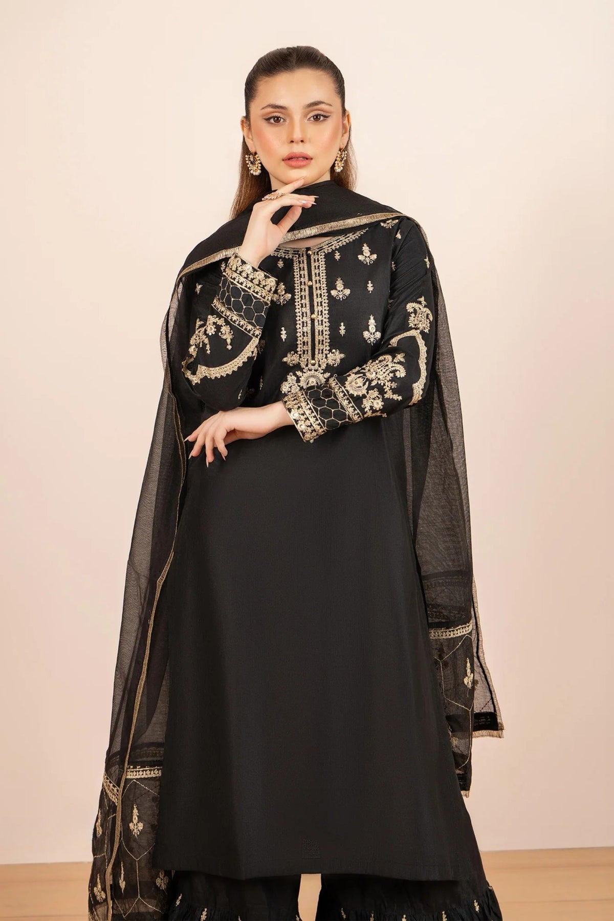 Pakistani Wedding Outfits Online UK