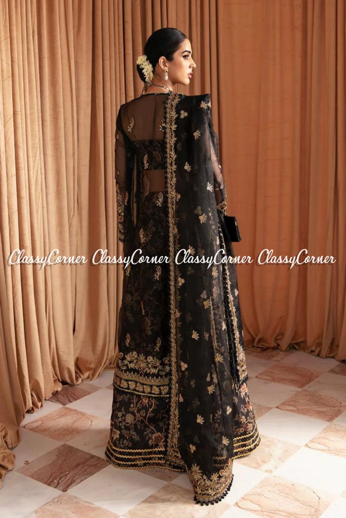 guest outfits to attend pakistani wedding