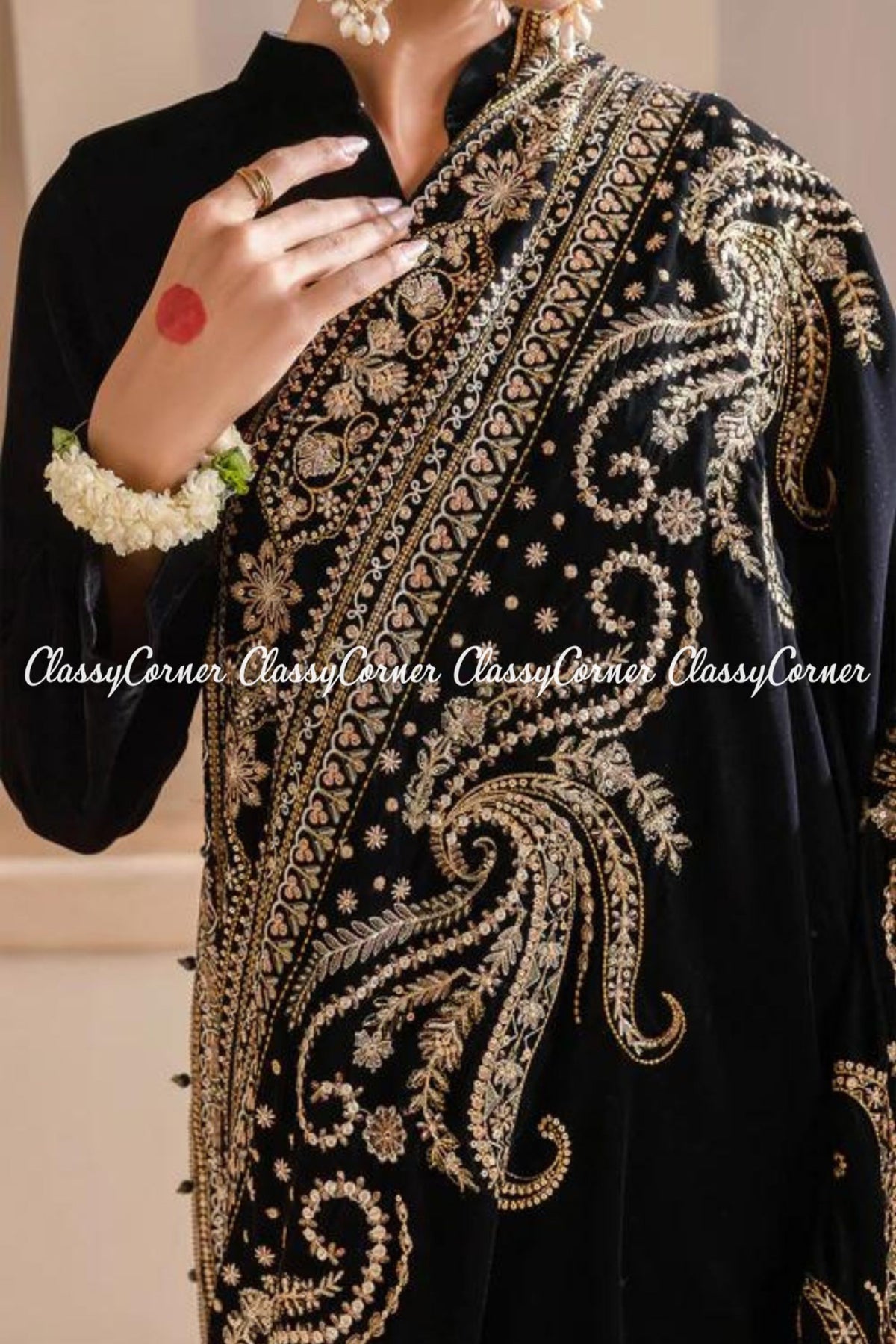 Exclusive Black Golden Velvet Embroidered Pakistani Shawl