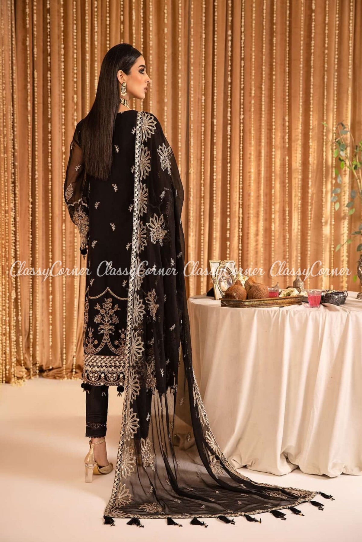 Traditional Pakistani wedding dresses in Australia