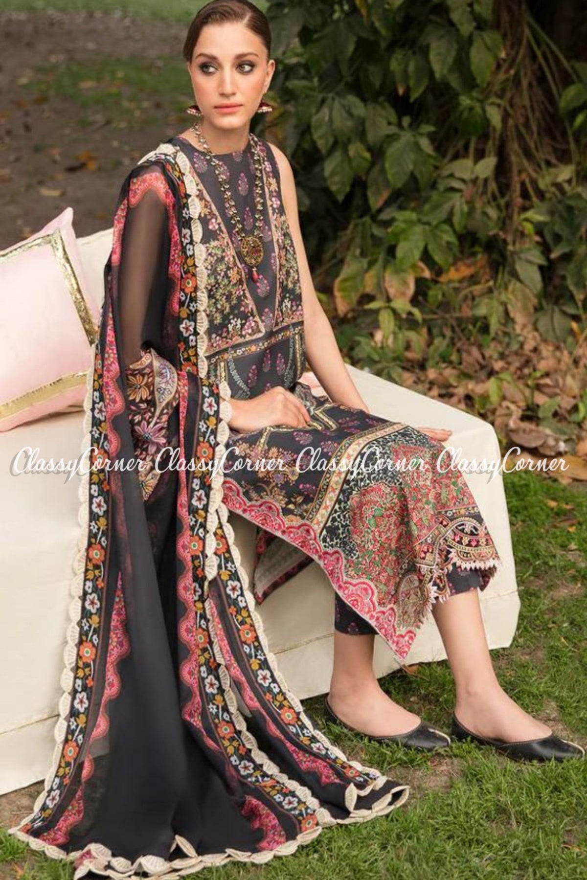 Black Multicolor Lawn Organza Embroidered Salwar Kameez