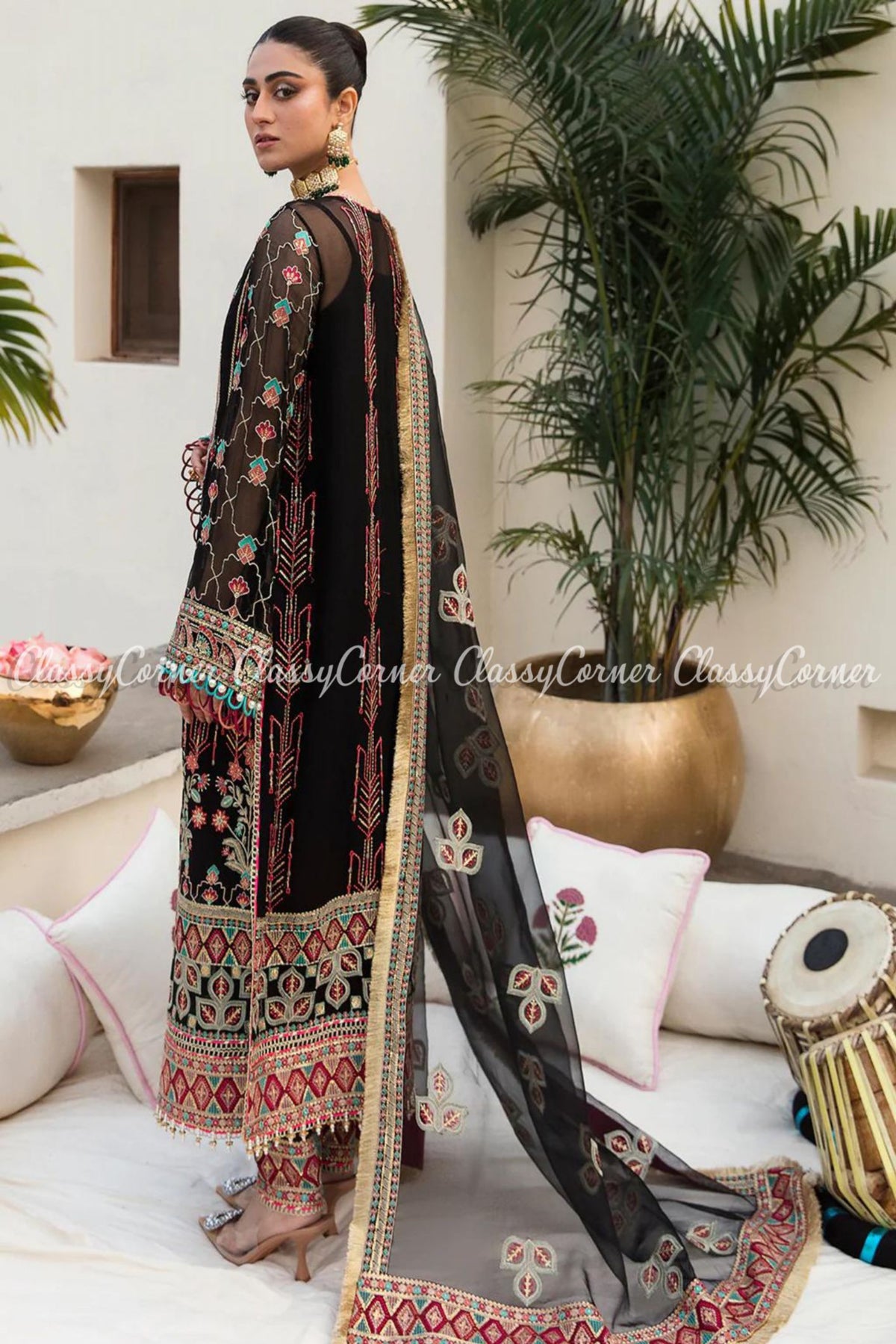Black Multicolor Chiffon Embroidered Party Wear Salwar Kameez