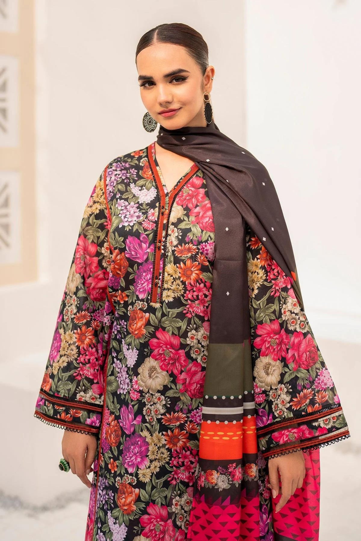 Best Pakistani Lawn Outfits Sydney AU