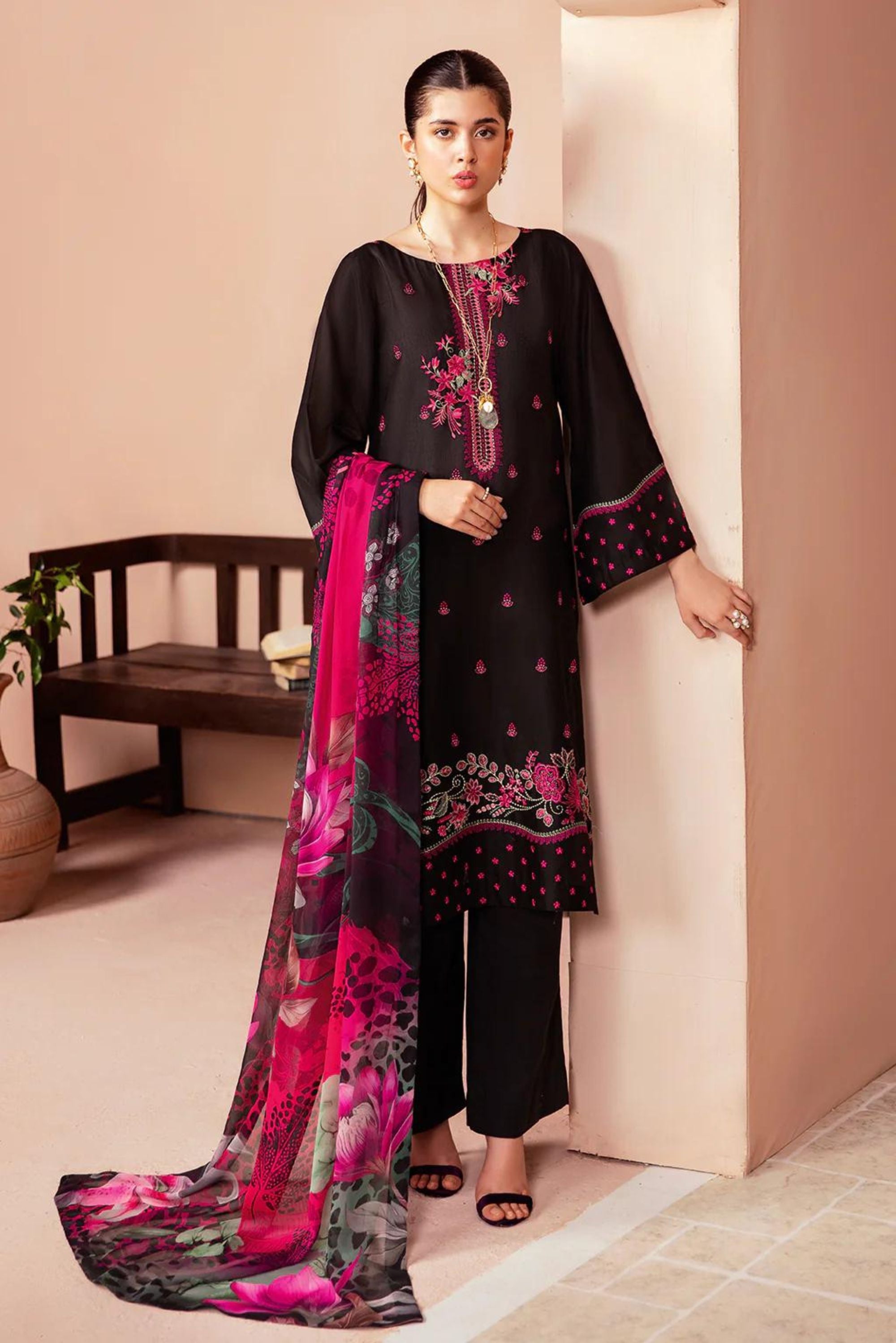 Pakistani Formal Wear Fashion For Women