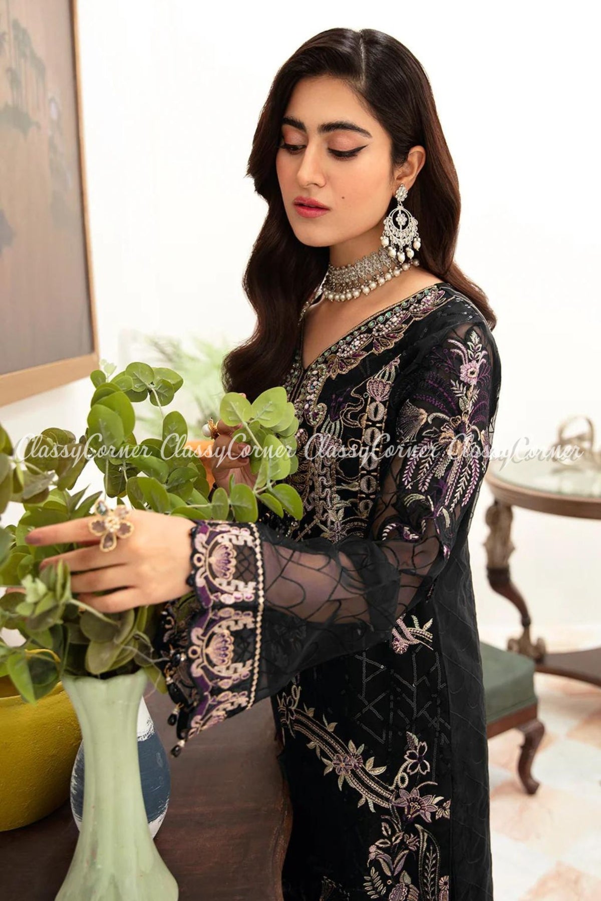 wedding guest outfits pakistani