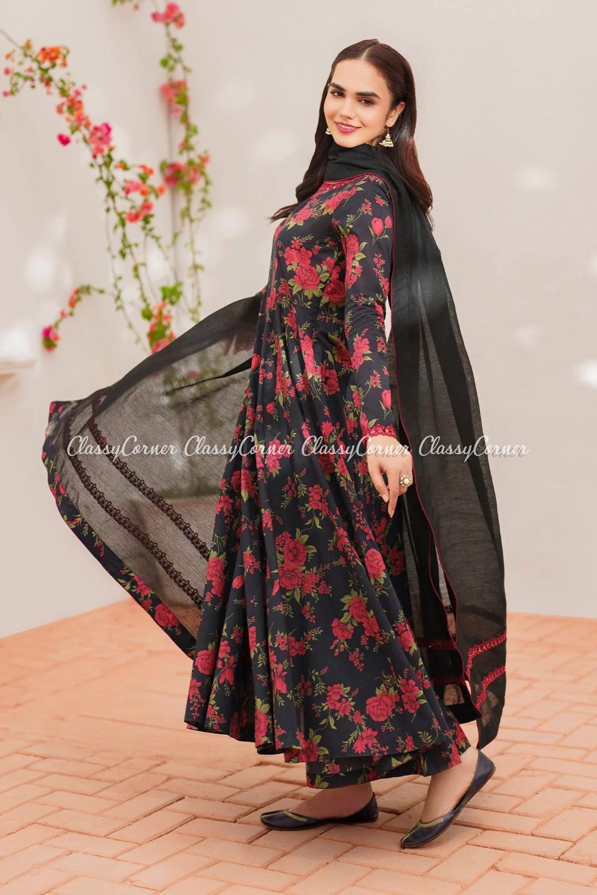 women&#39;s dress for pakistani wedding