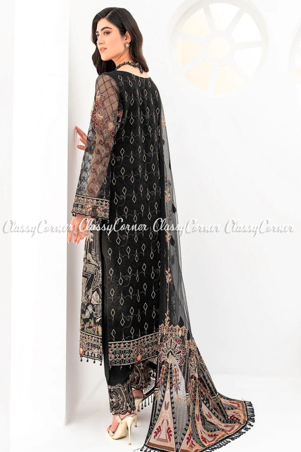 pakistani wedding outfits online