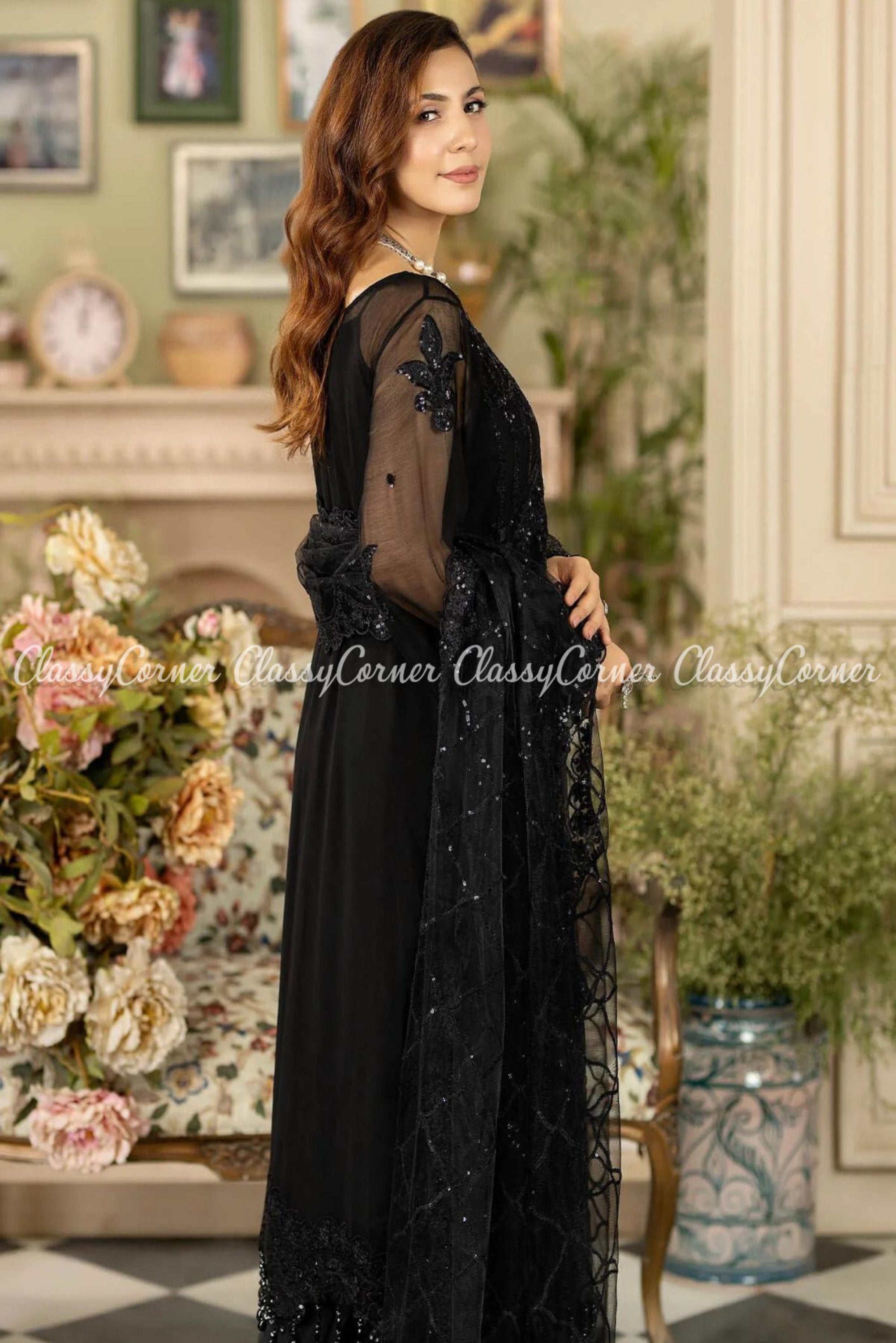 Black maxi dress with sleeves outlet pakistani