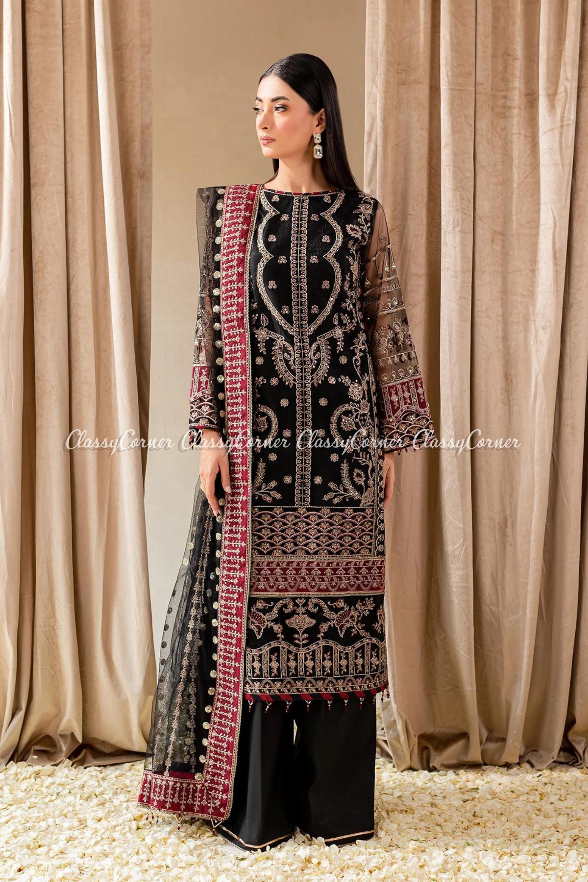 Traditional Pakistani Wedding Dresses