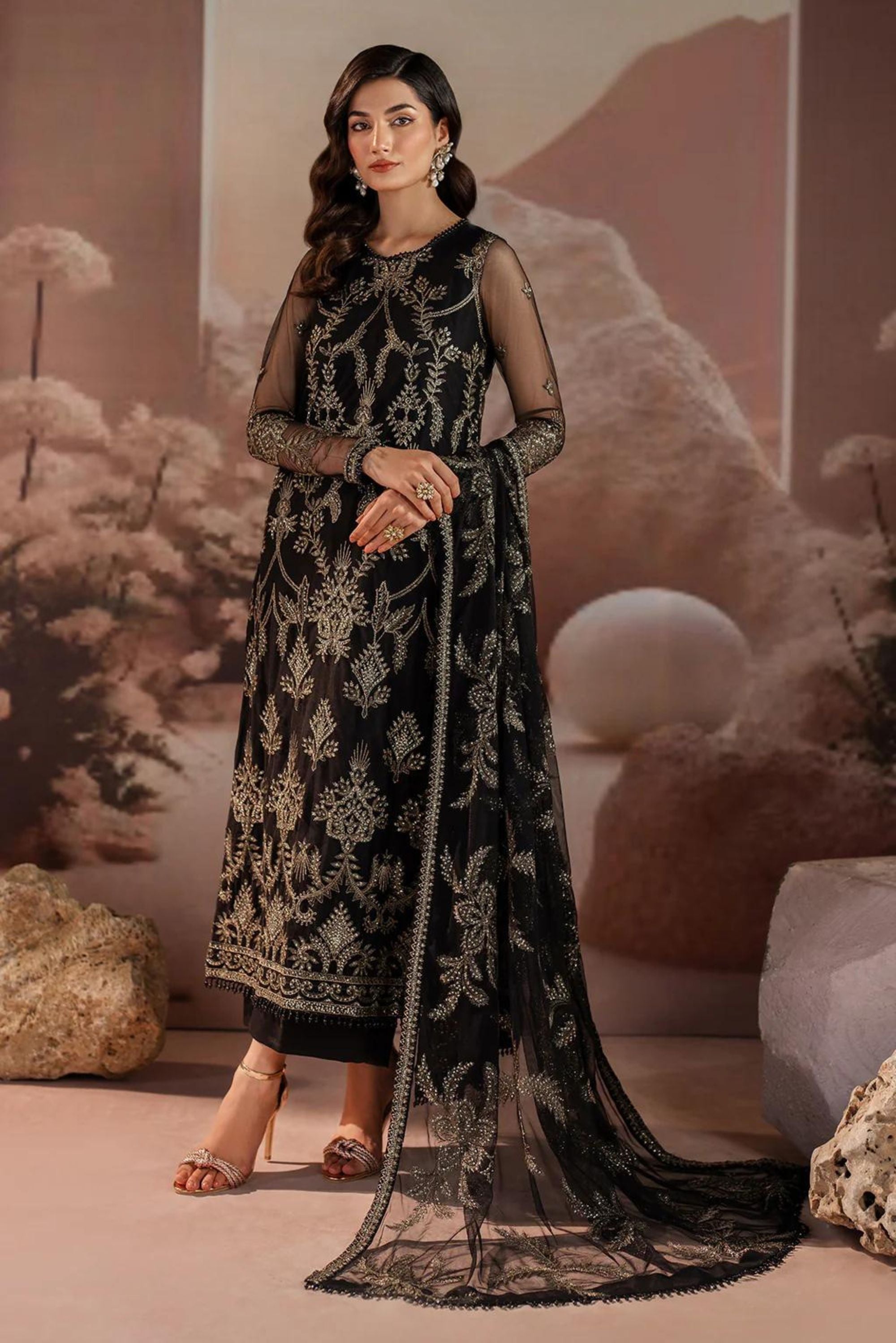 Women's Formal Wear For Pakistani Wedding