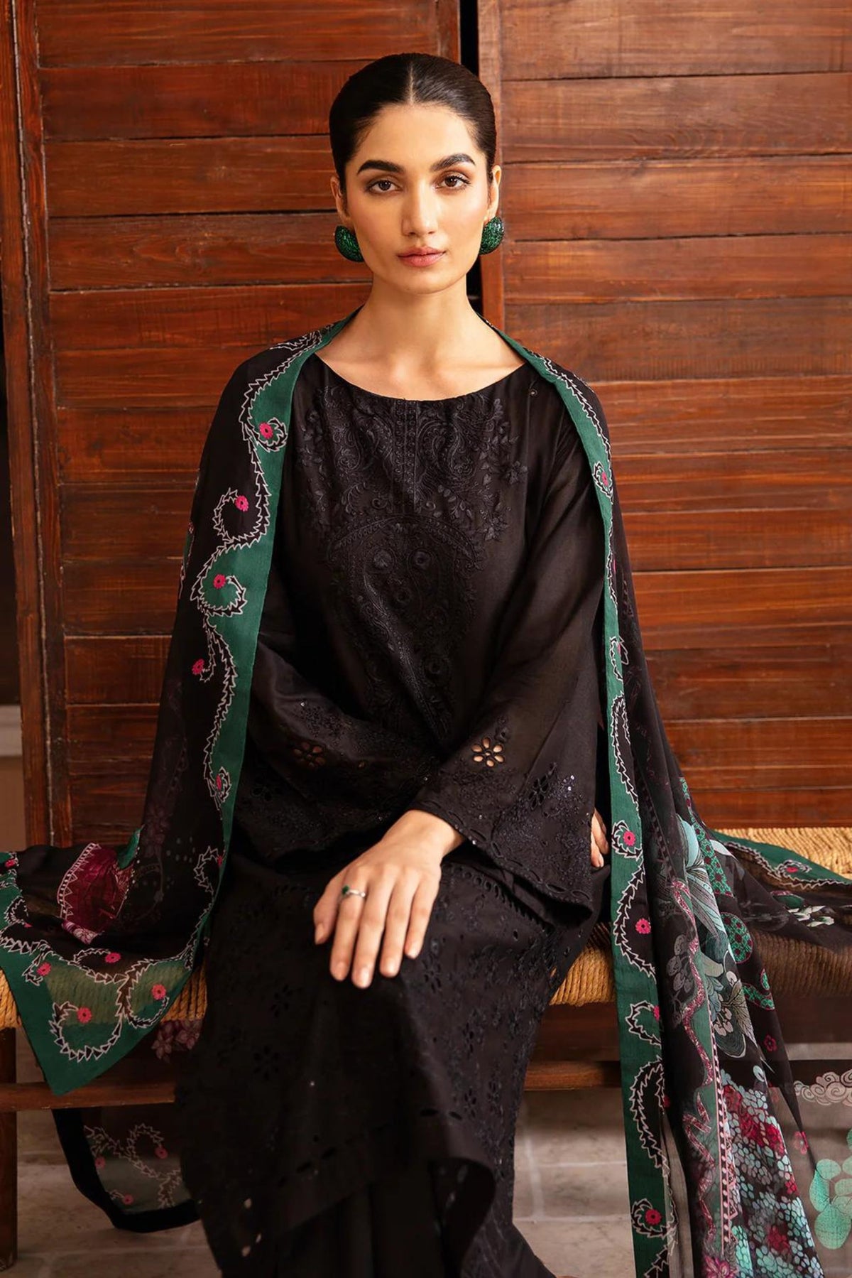 Pakistani Semi Formal Salwar Kameez