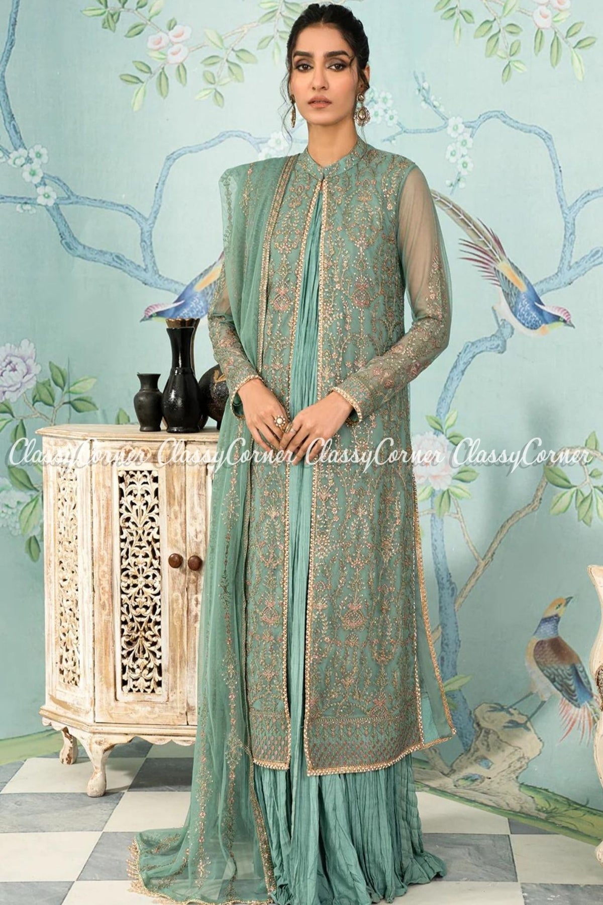 Pakistani wedding costumes for women