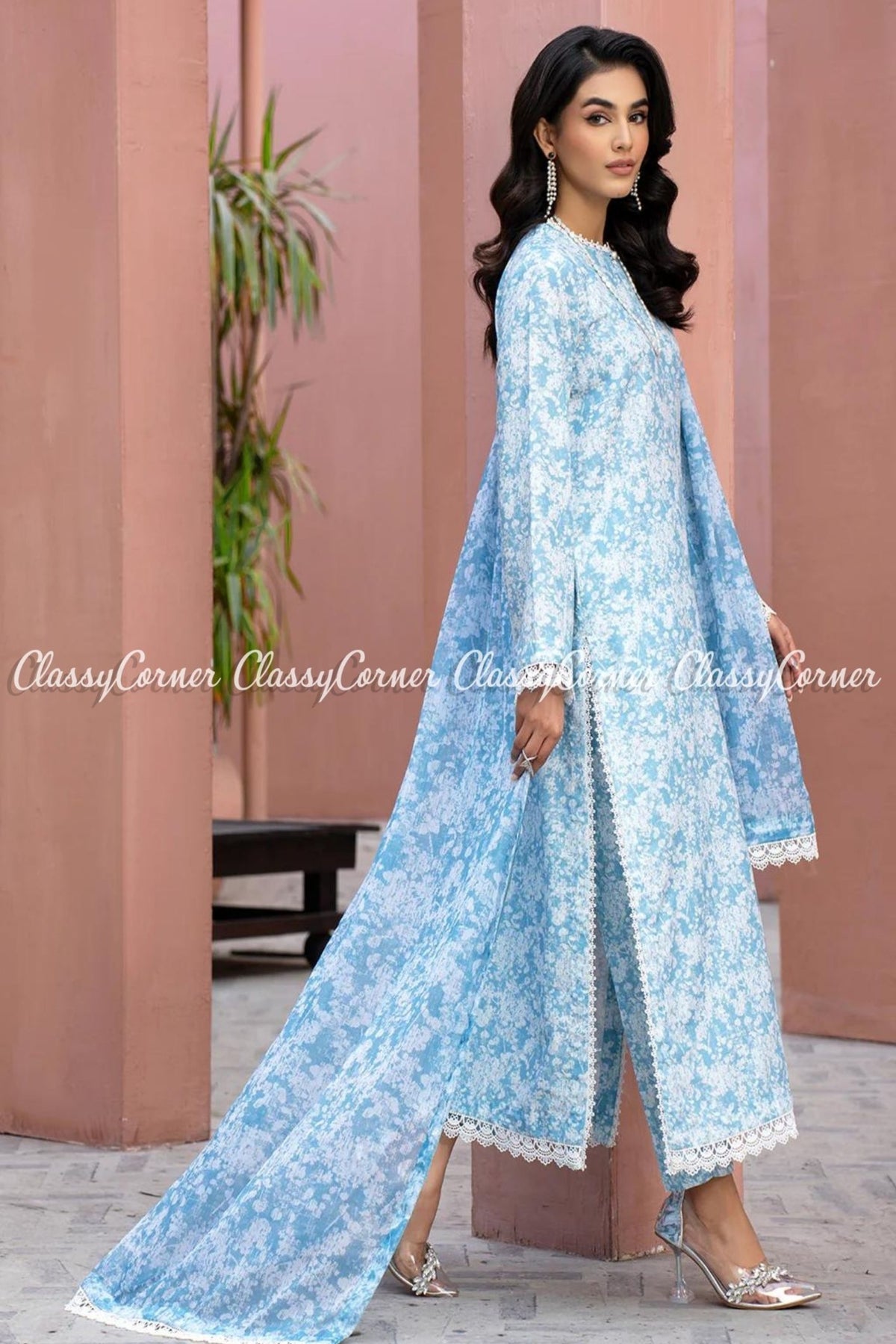 Pakistani Formal Suits For Women