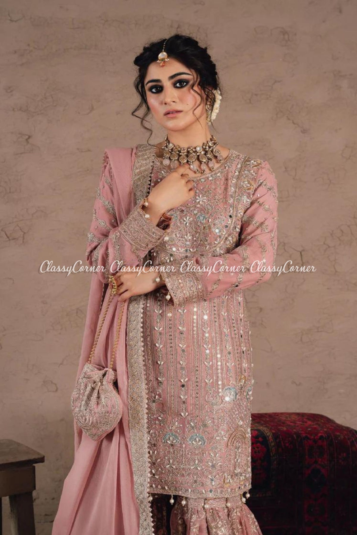 latest pakistani wedding outfits