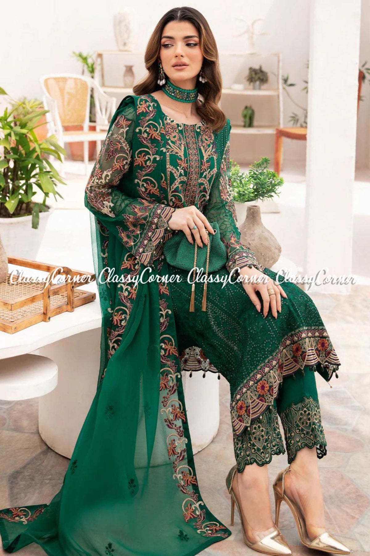 wedding guest outfits pakistani