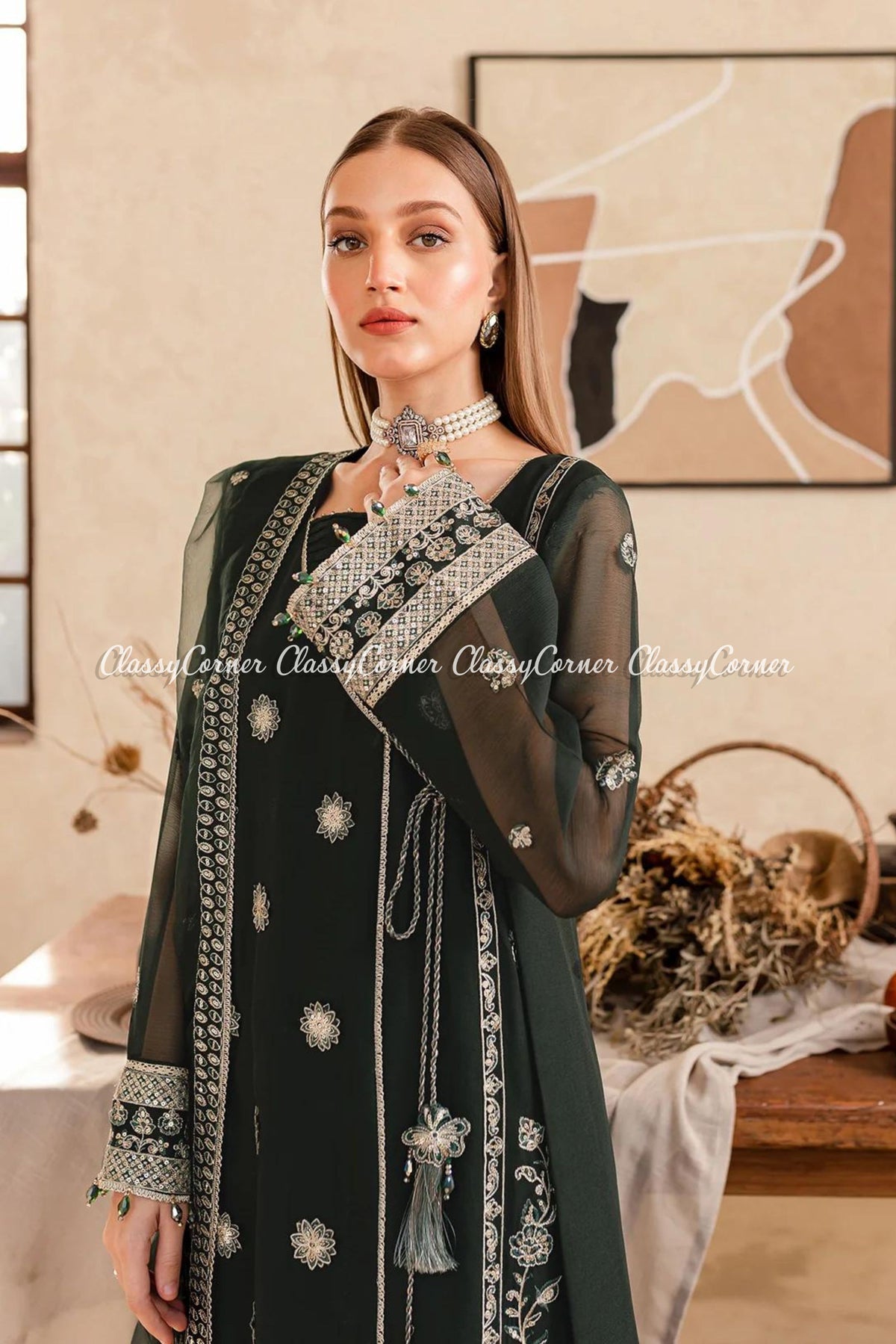 guest outfits to attend pakistani wedding