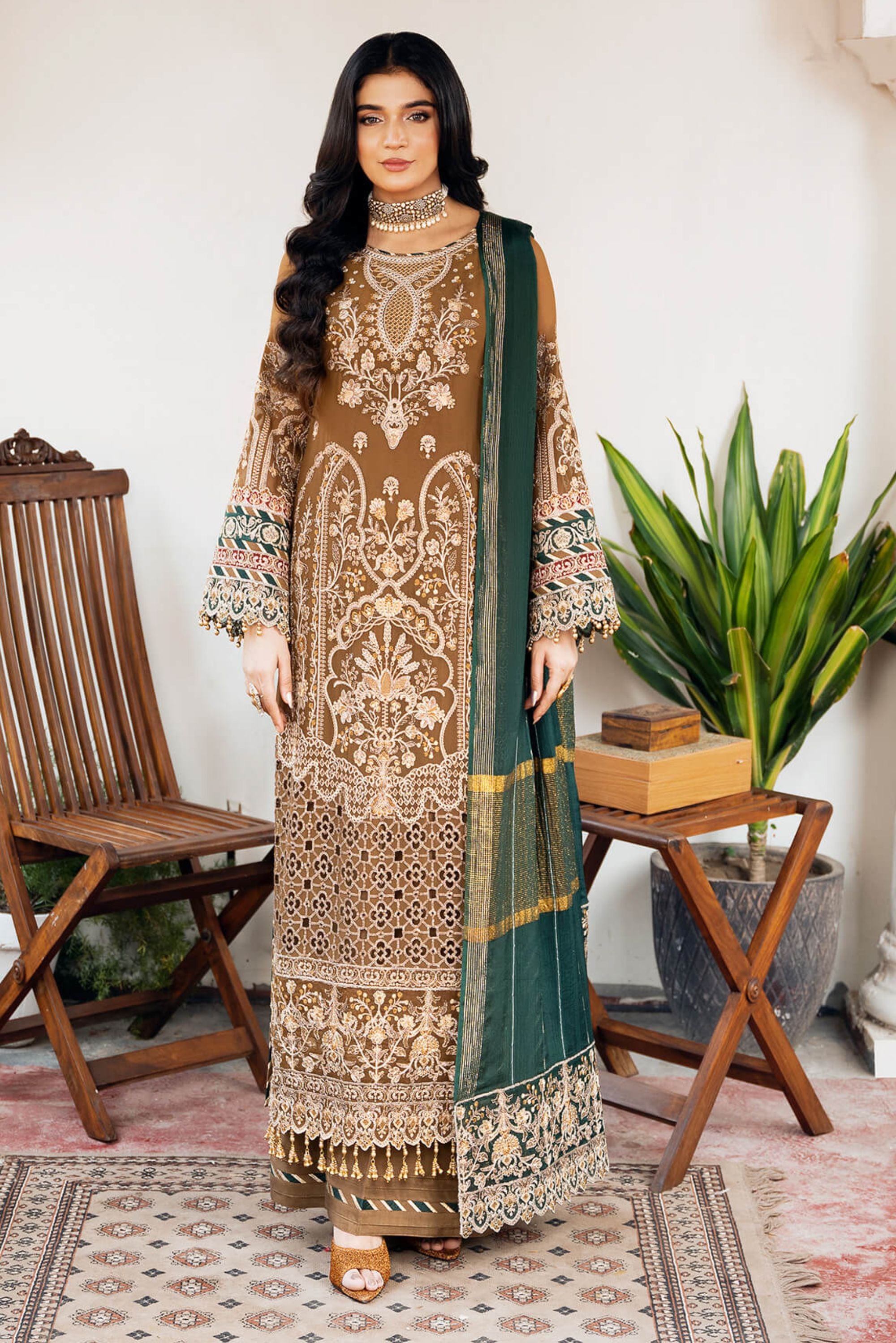 Pakistani Party Wear Suits For Weddings