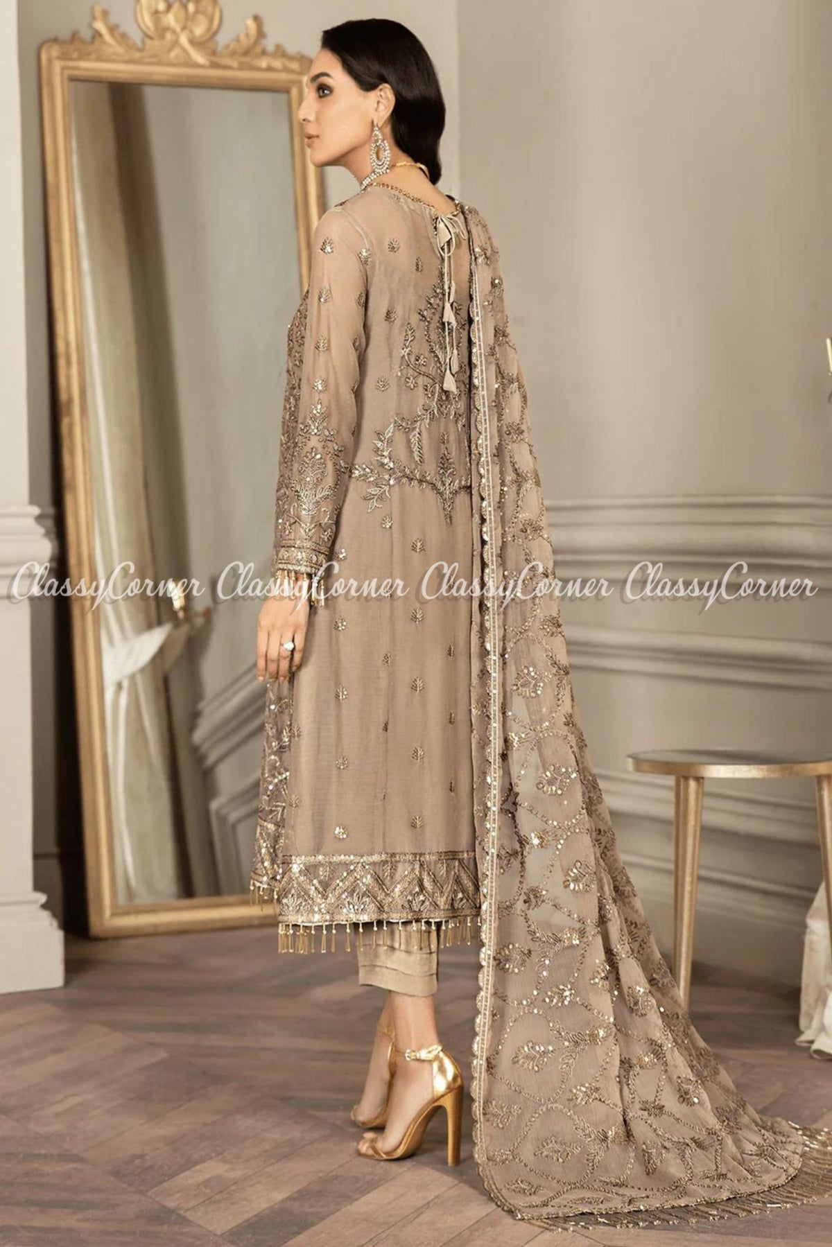 wedding guest outfits pakistani