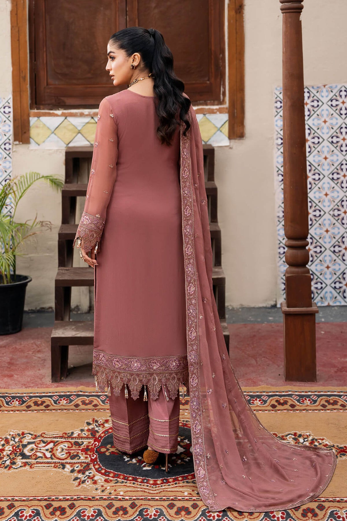 Tea Pink Chiffon Party Wear Suit