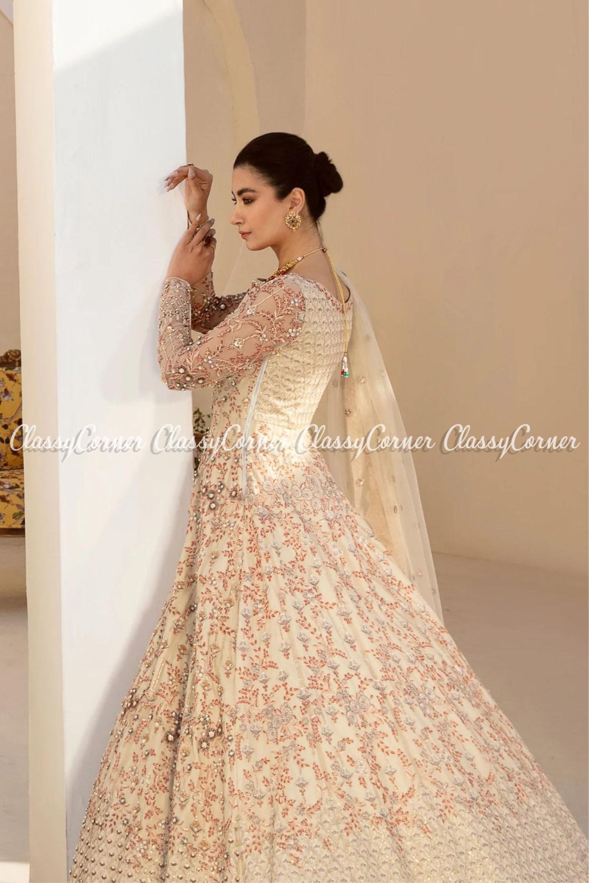 Wedding dresses clearance 2019 pakistani