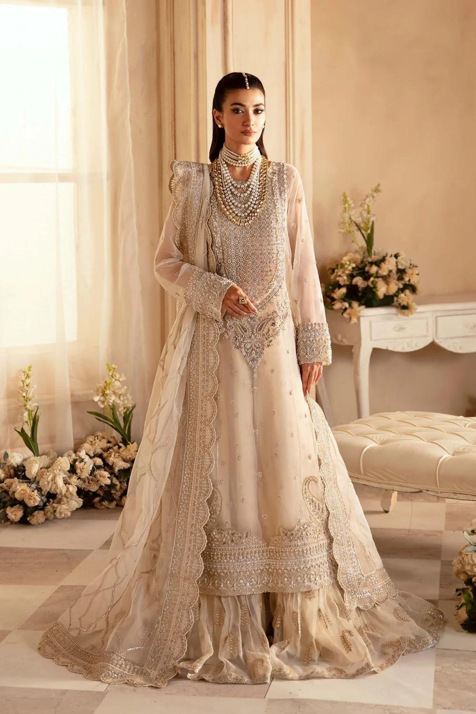 Pakistani Wedding Outfits For Ladies